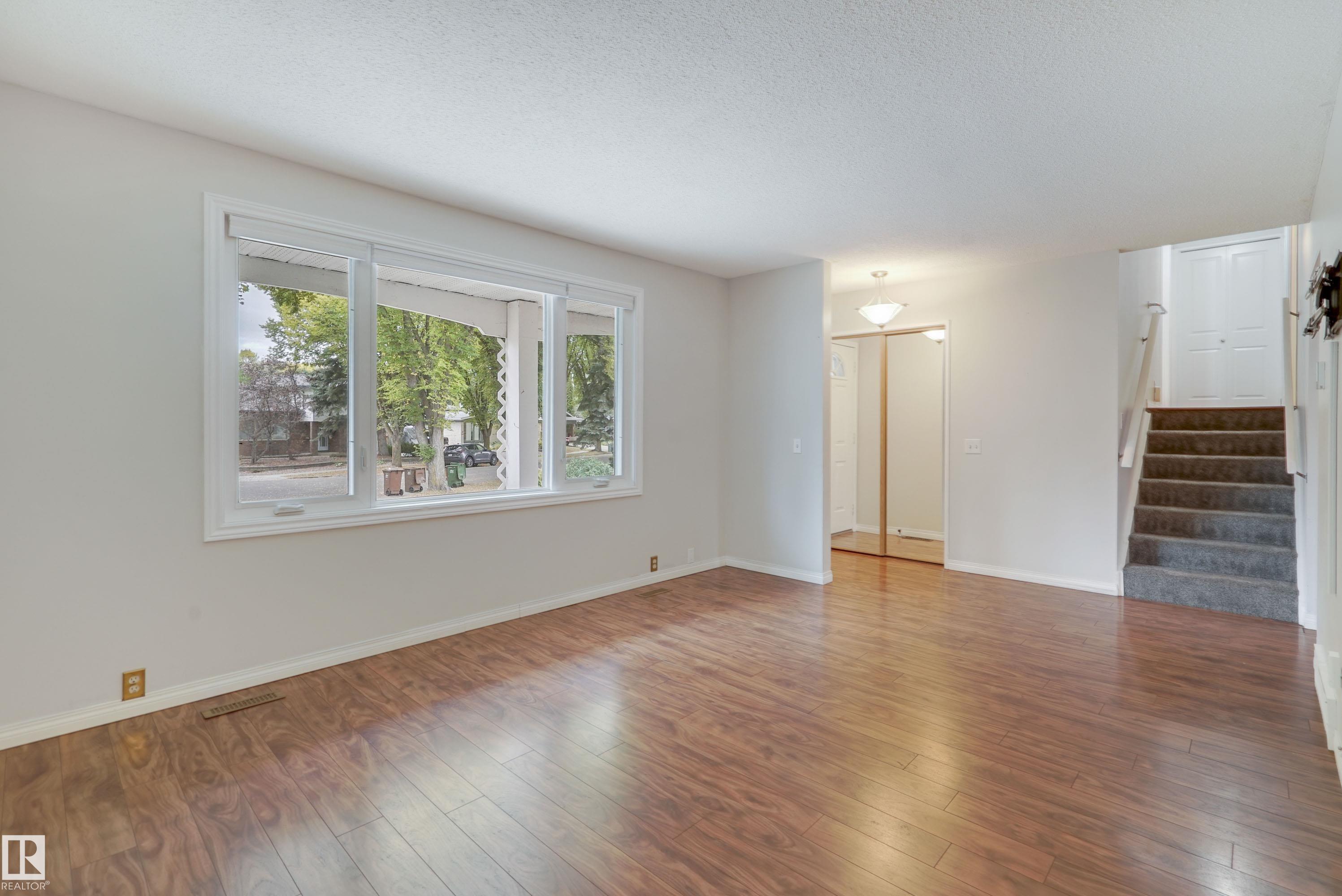 Photo 10 at 66 Flint Crescent, Forest Lawn, St. Albert