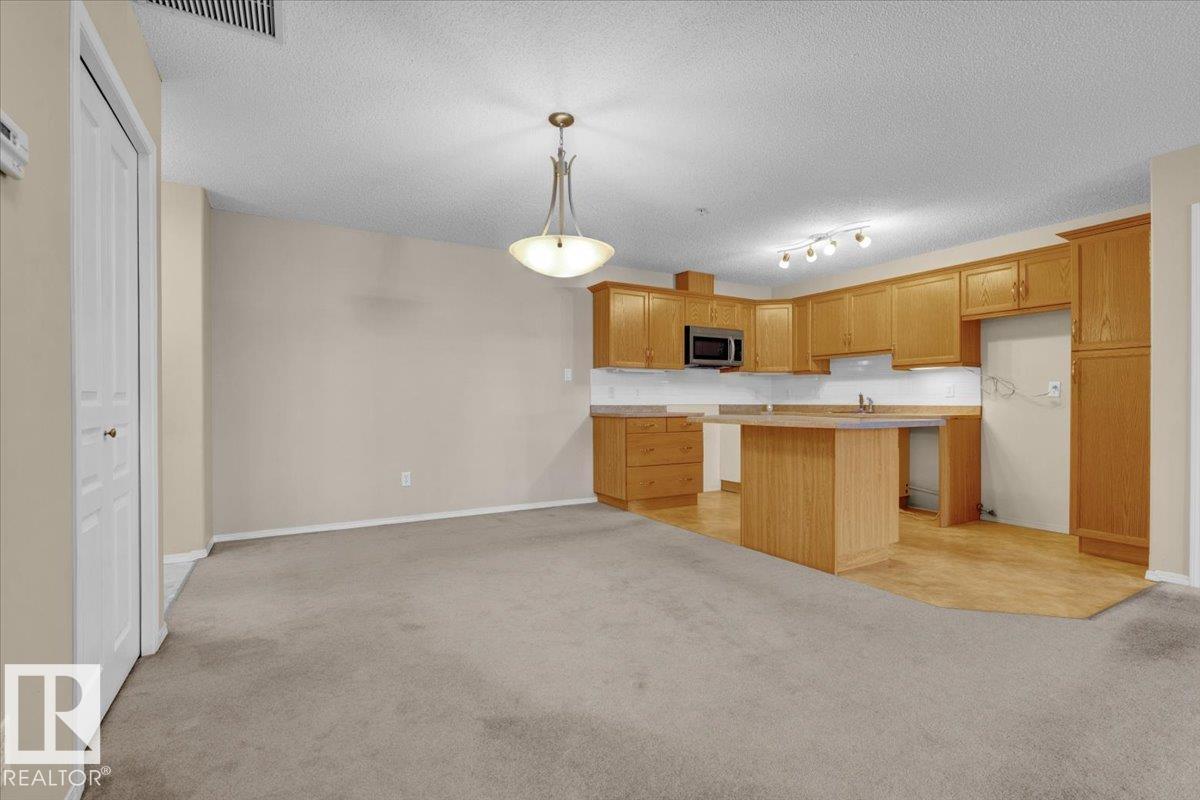 Photo 14 at 140 - 16035 132 Street NW, Oxford, Edmonton