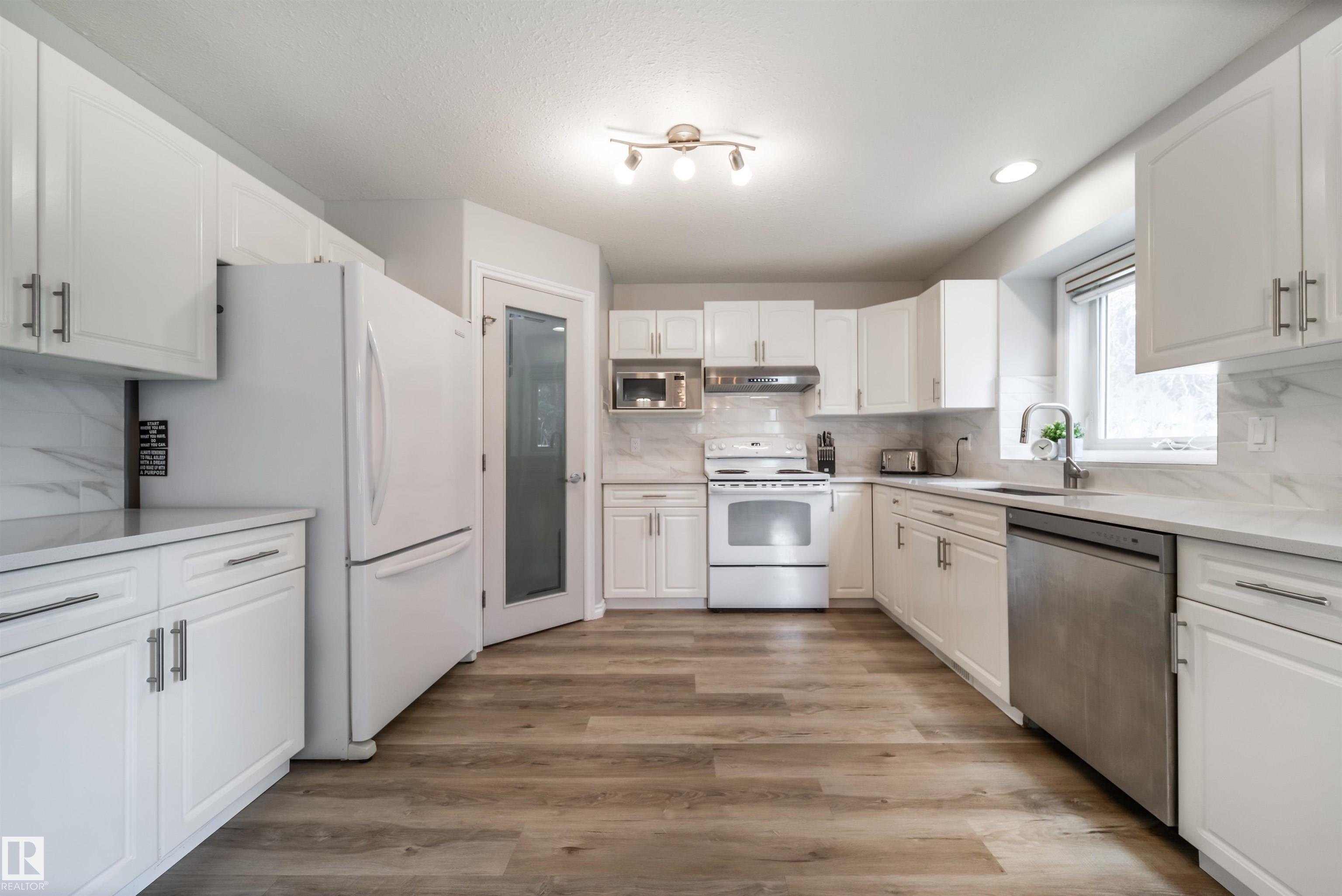 Photo 14 at 71 Rue Bouchard, Coloniale Estates, Beaumont