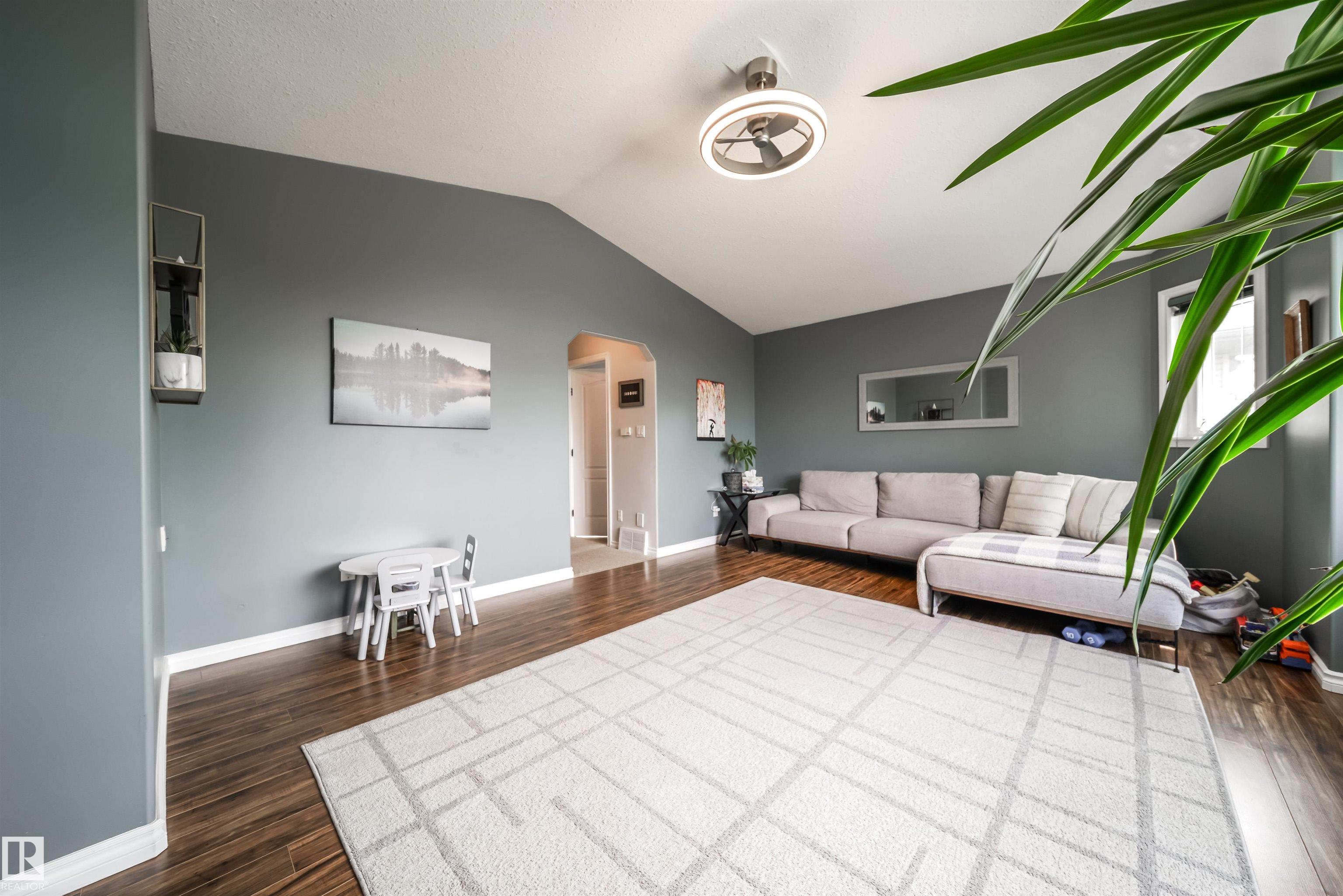 Photo 27 at 71 Rue Bouchard, Coloniale Estates, Beaumont