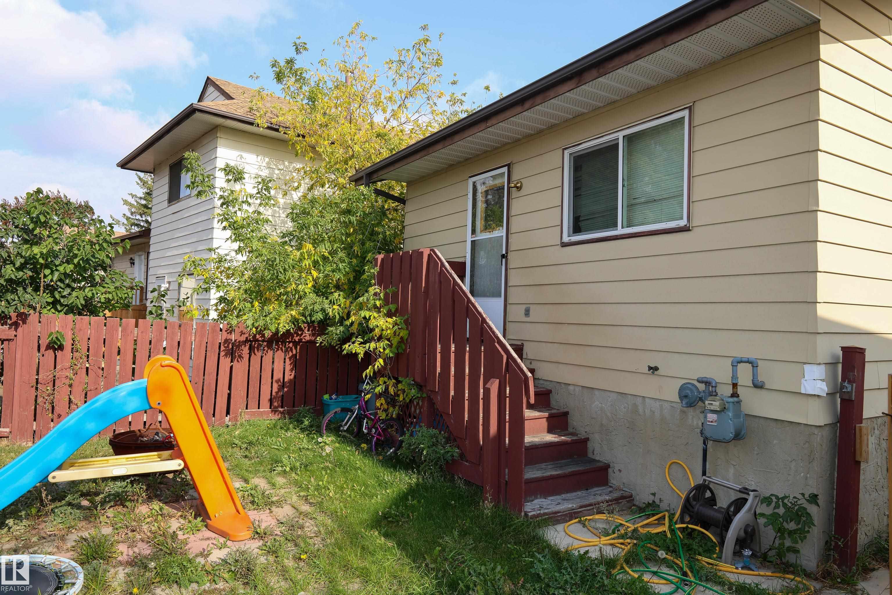 Photo 4 at 9704 104 Street, Morinville