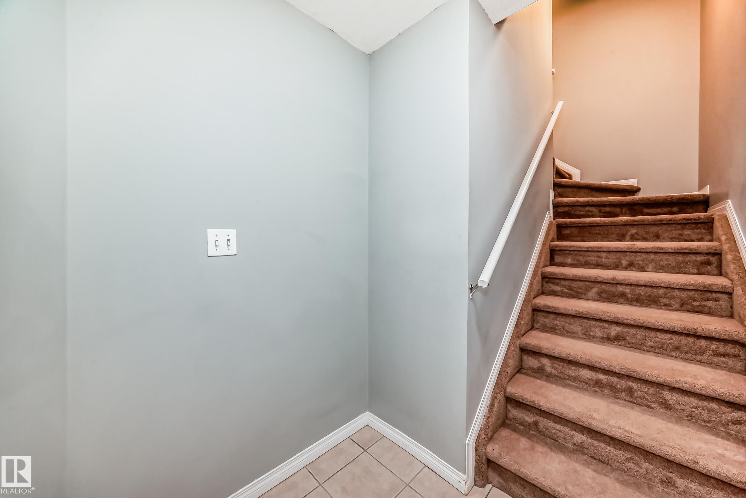 Photo 3 at 58 - 2505 42 Street NW, Bisset, Edmonton