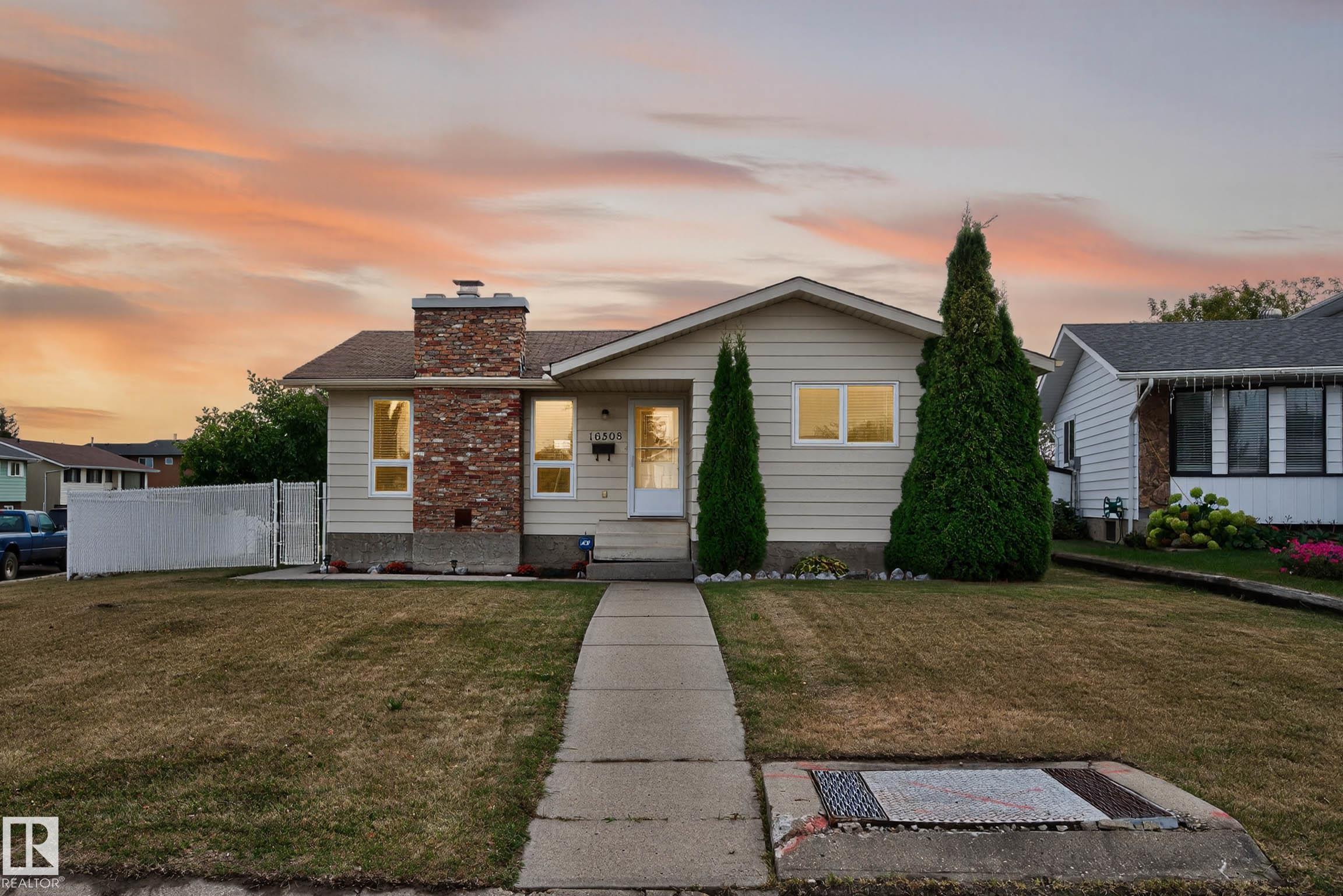 16508 114 Street NW, Dunluce, Edmonton 