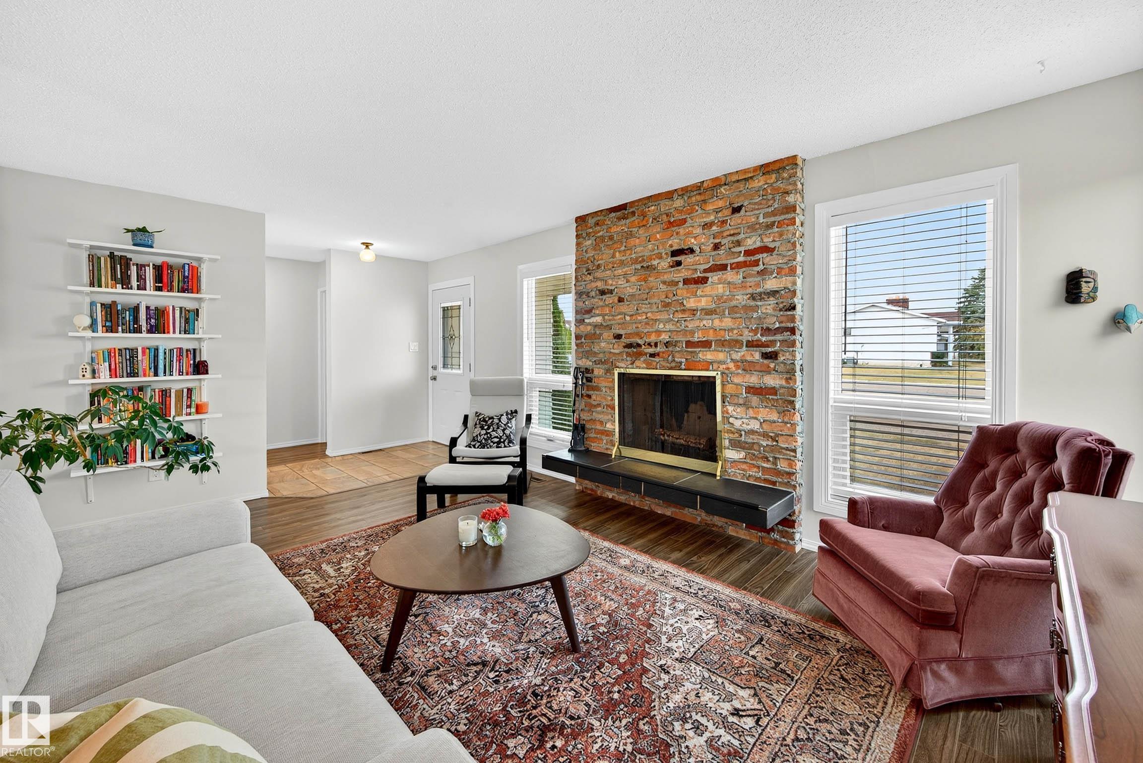 Photo 2 at 16508 114 Street NW, Dunluce, Edmonton