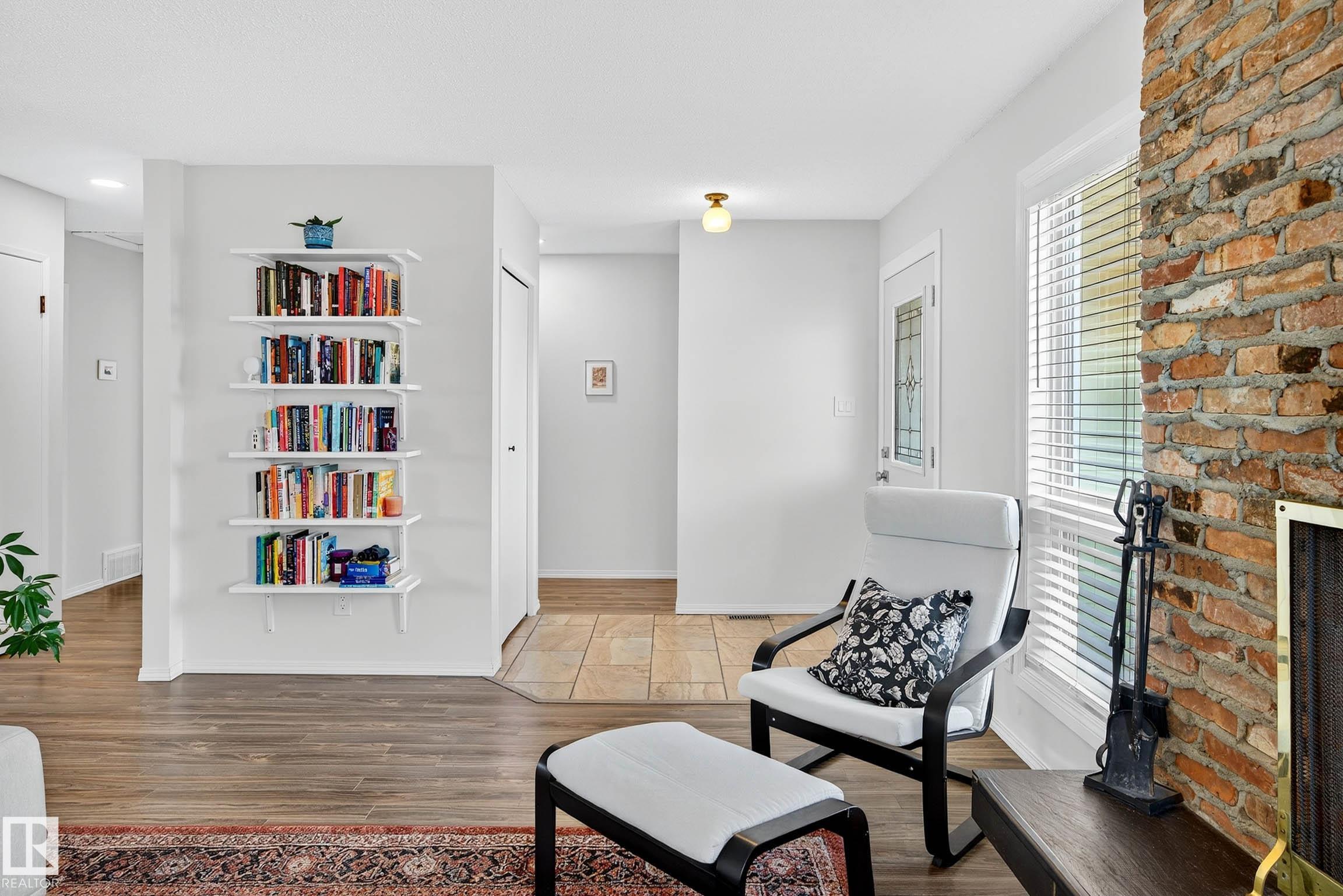Photo 3 at 16508 114 Street NW, Dunluce, Edmonton