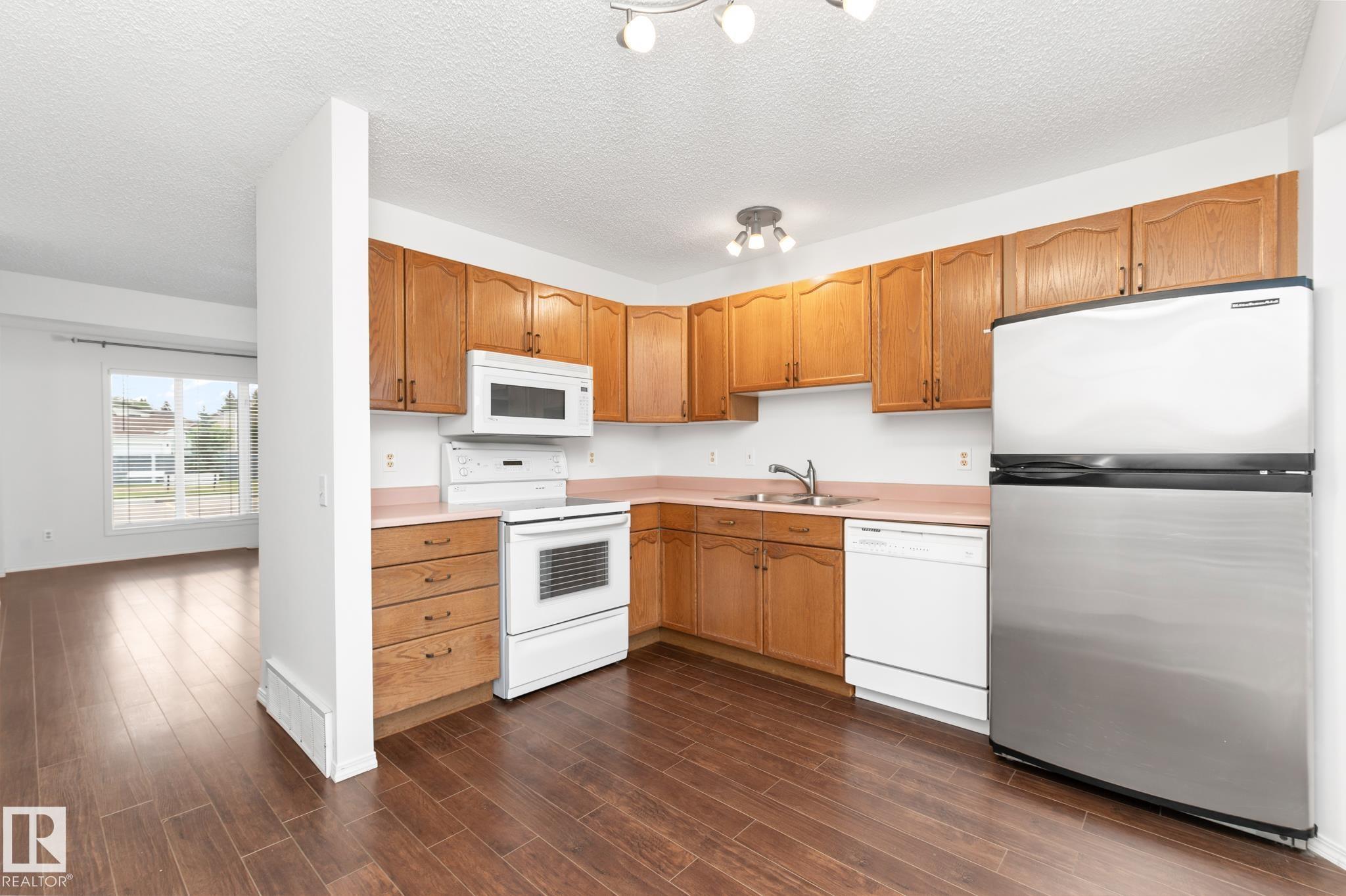 Photo 7 at 107 - 1 Aberdeen Way, St. Andrews, Stony Plain