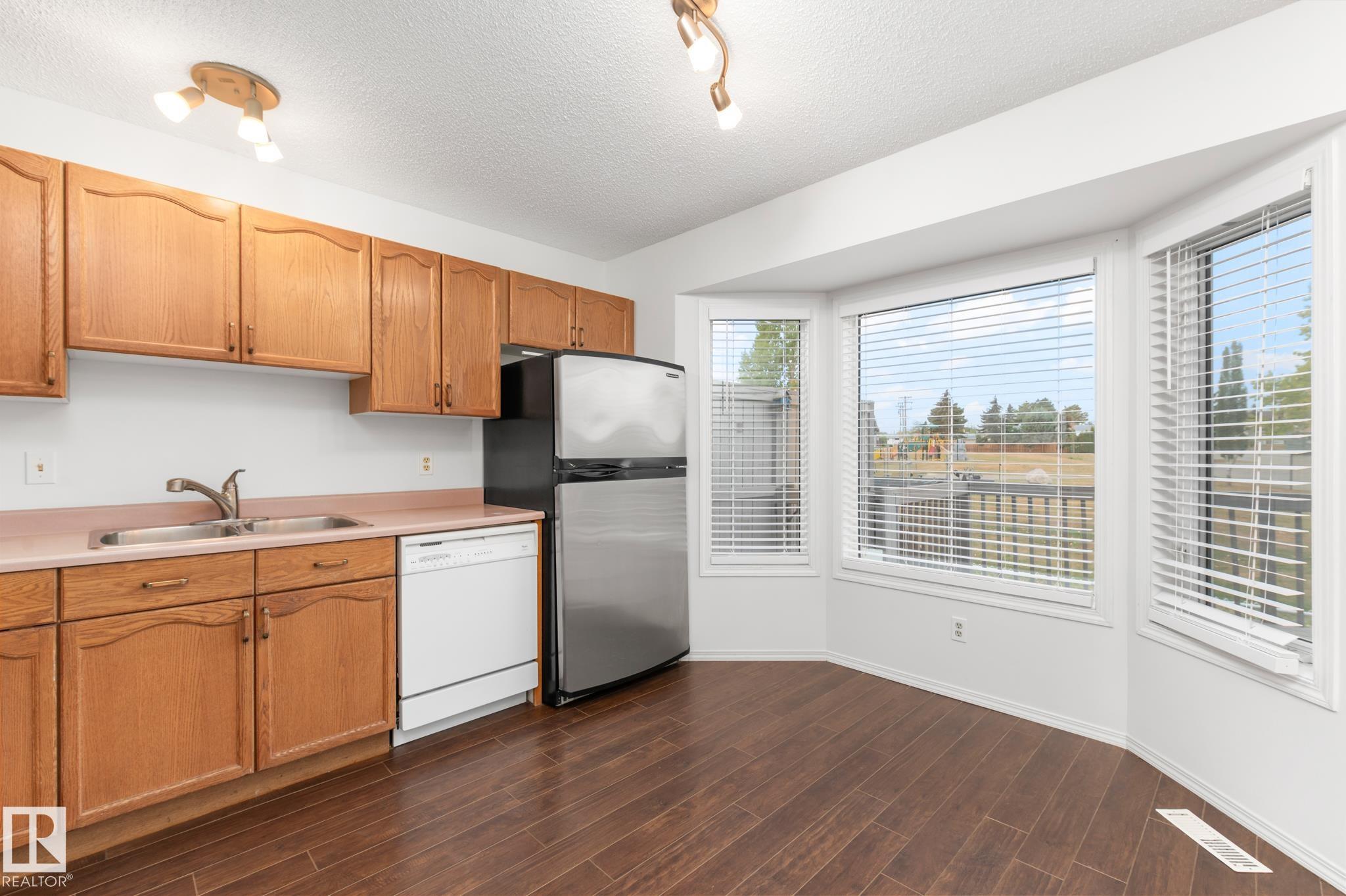 Photo 8 at 107 - 1 Aberdeen Way, St. Andrews, Stony Plain