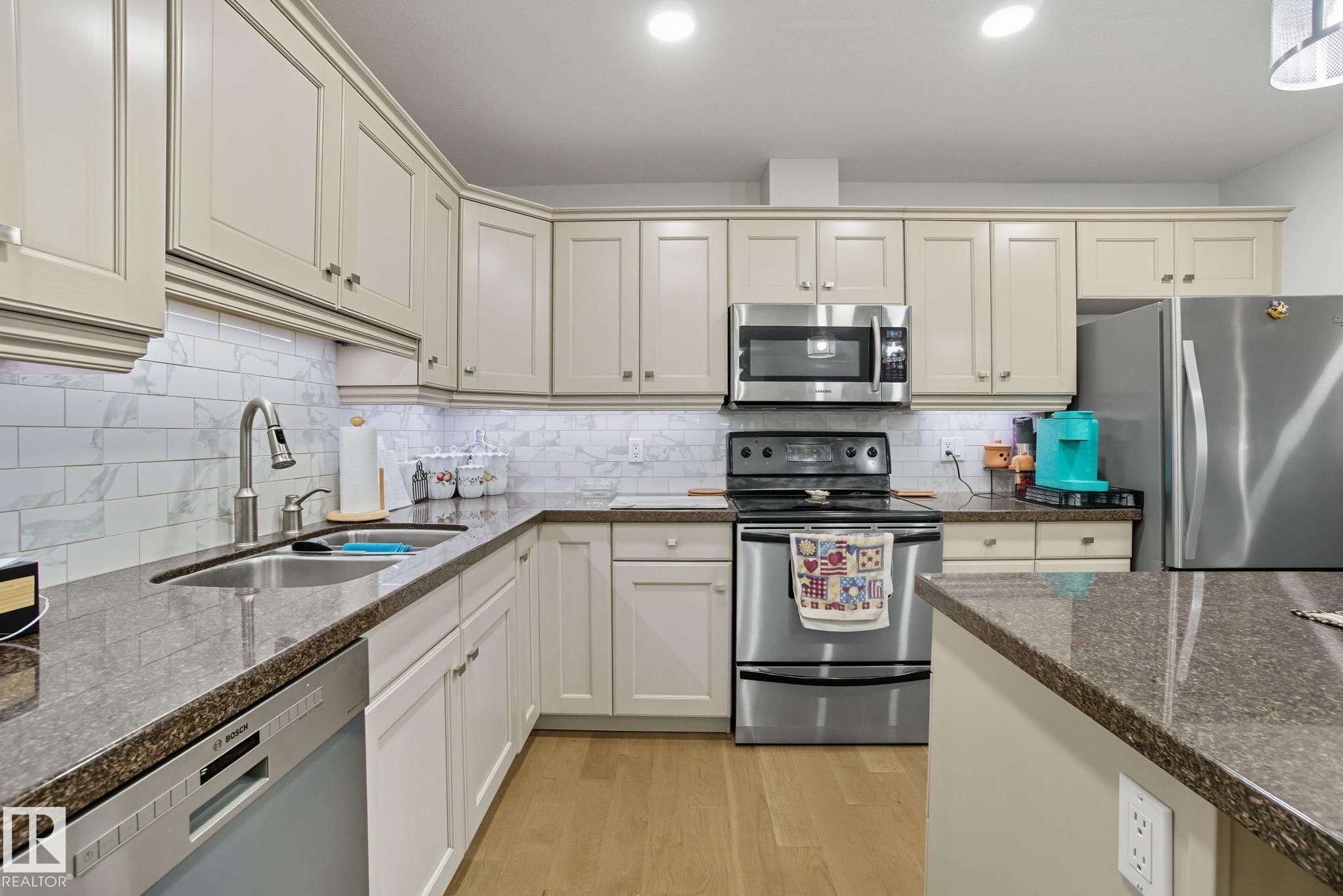 Photo 14 at 412 - 278 Suder Greens Drive NW, Suder Greens, Edmonton