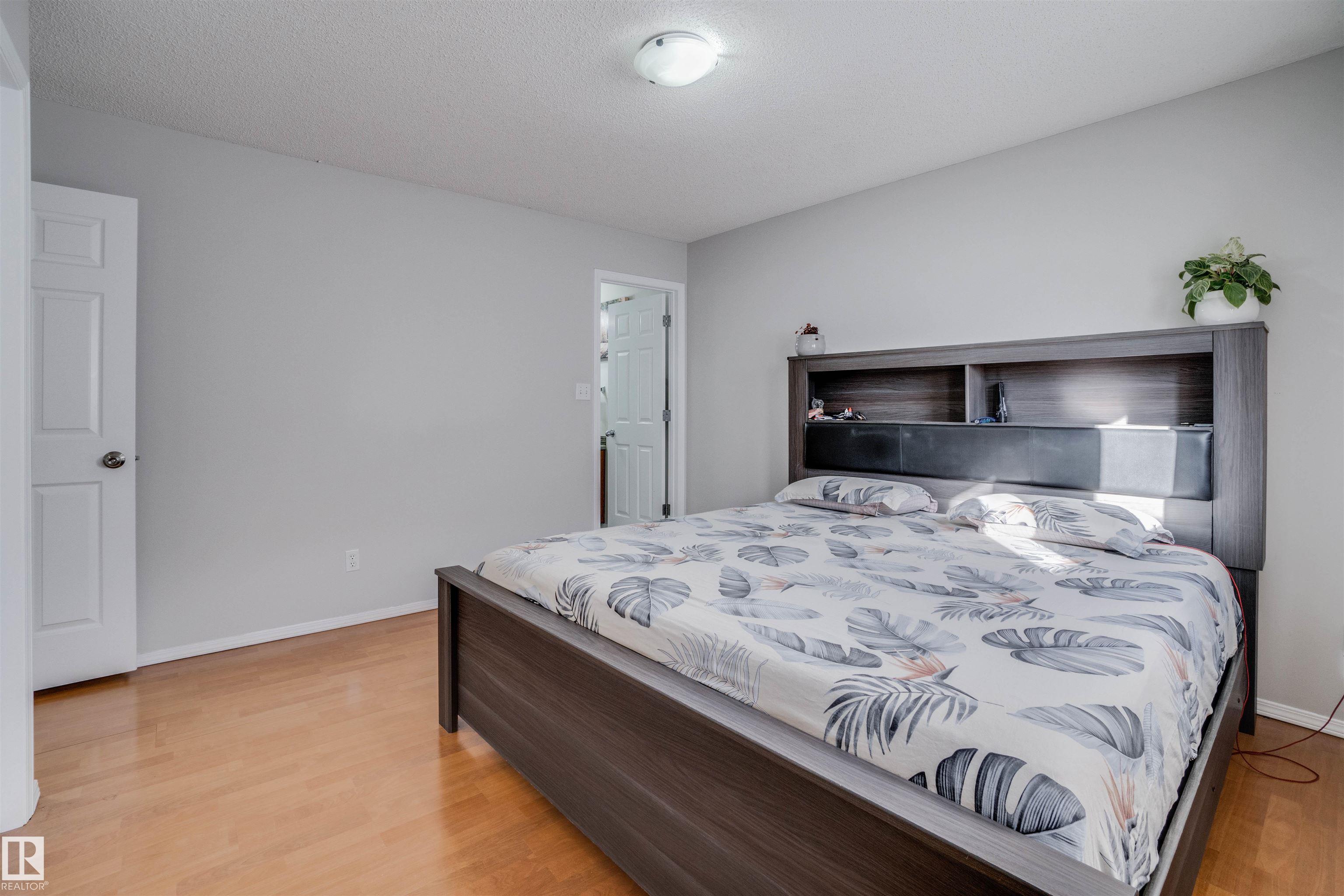 Photo 16 at 4239 29 Avenue NW, Bisset, Edmonton