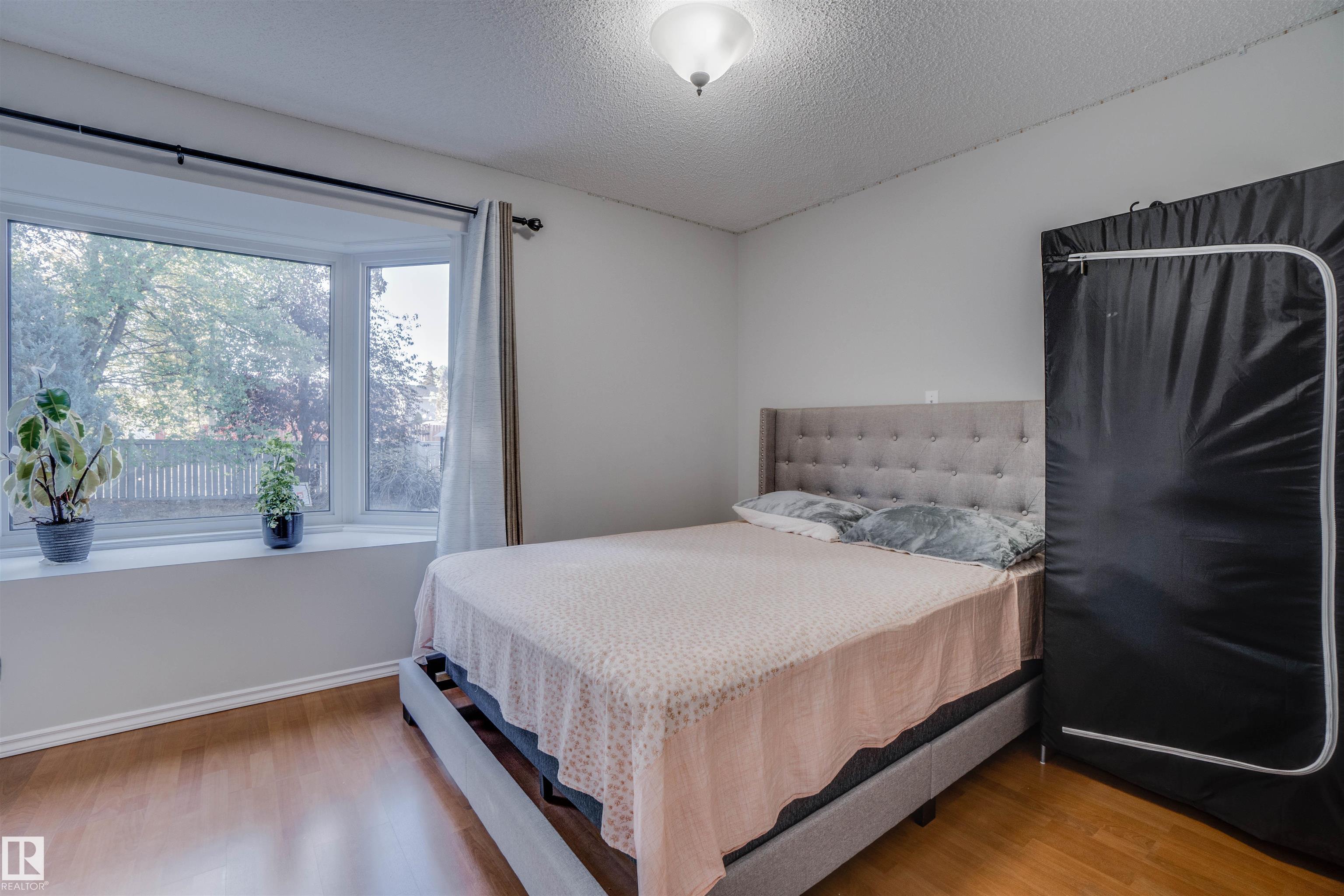 Photo 19 at 4239 29 Avenue NW, Bisset, Edmonton