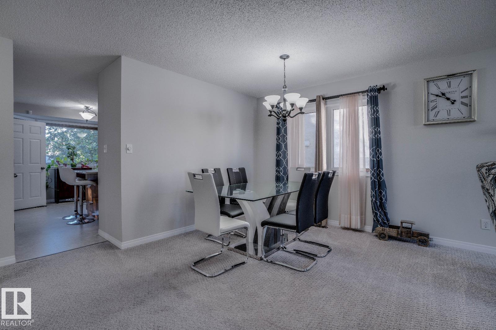 Photo 8 at 4239 29 Avenue NW, Bisset, Edmonton