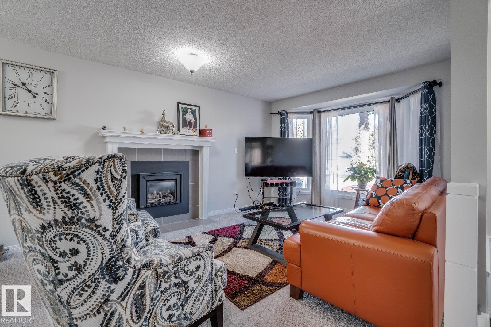 Photo 10 at 4239 29 Avenue NW, Bisset, Edmonton