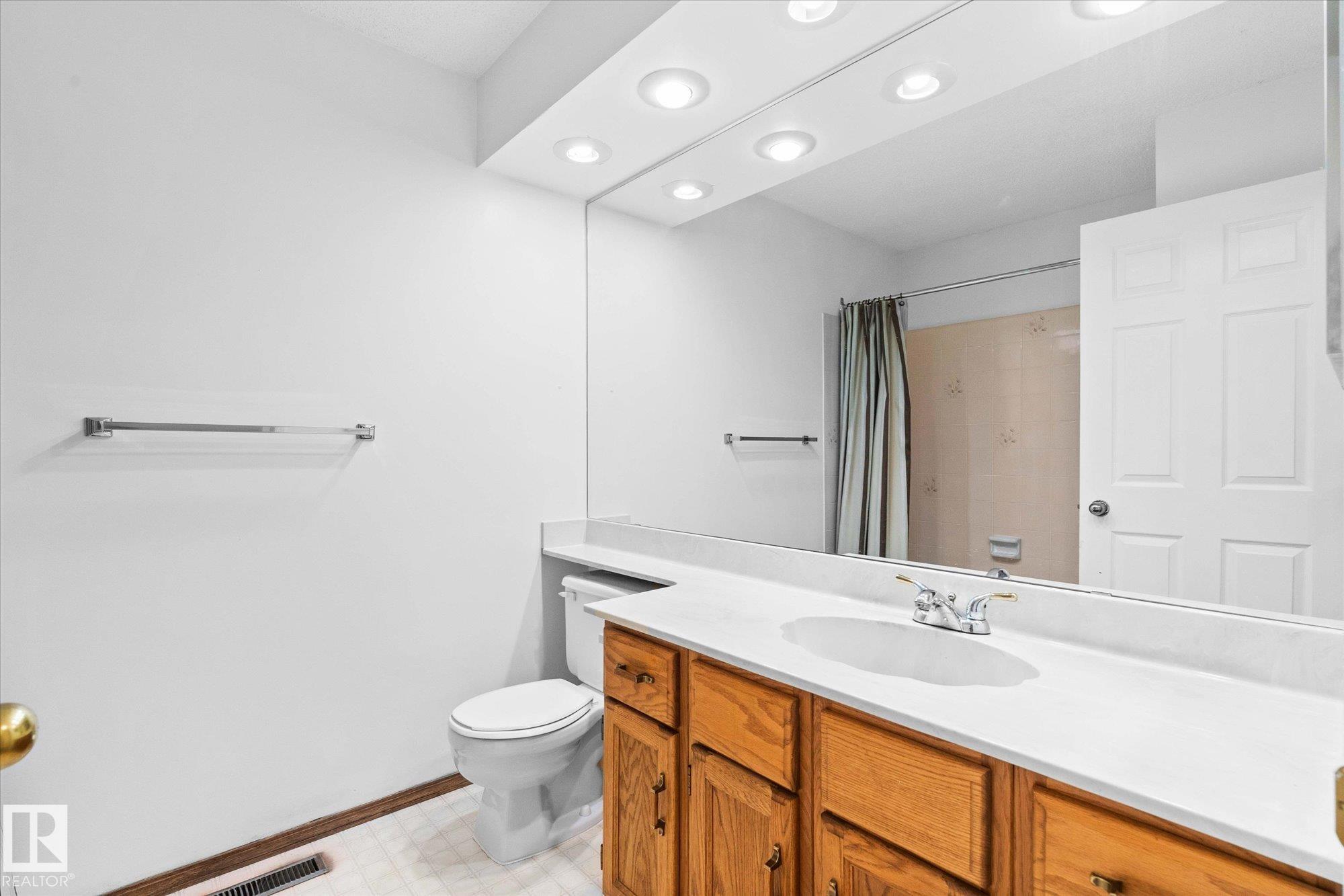 Photo 24 at 48 Mckean Way, Millgrove, Spruce Grove