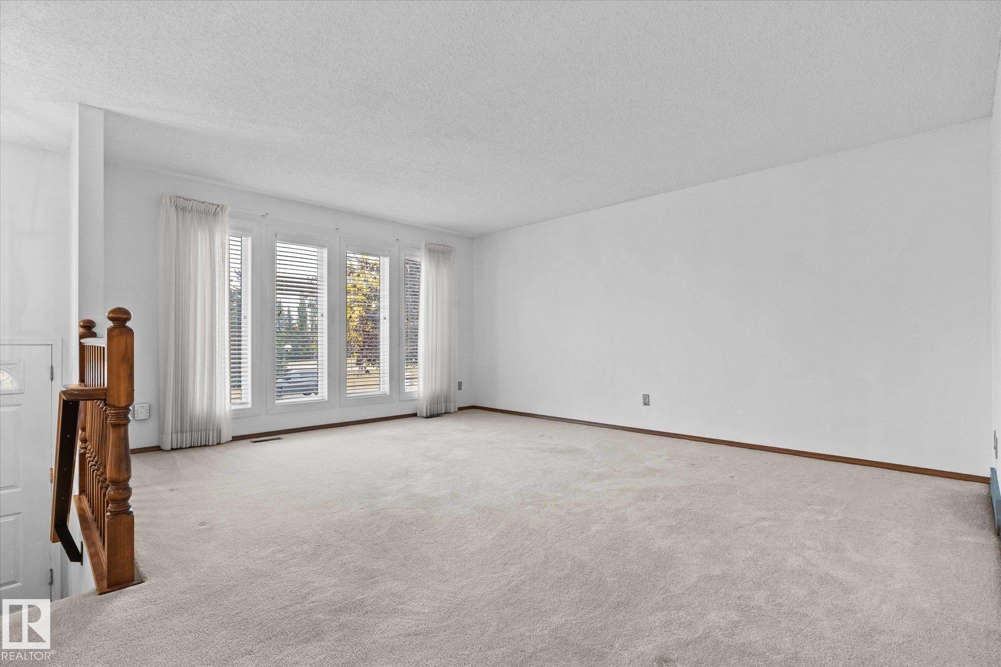 Photo 4 at 48 Mckean Way, Millgrove, Spruce Grove