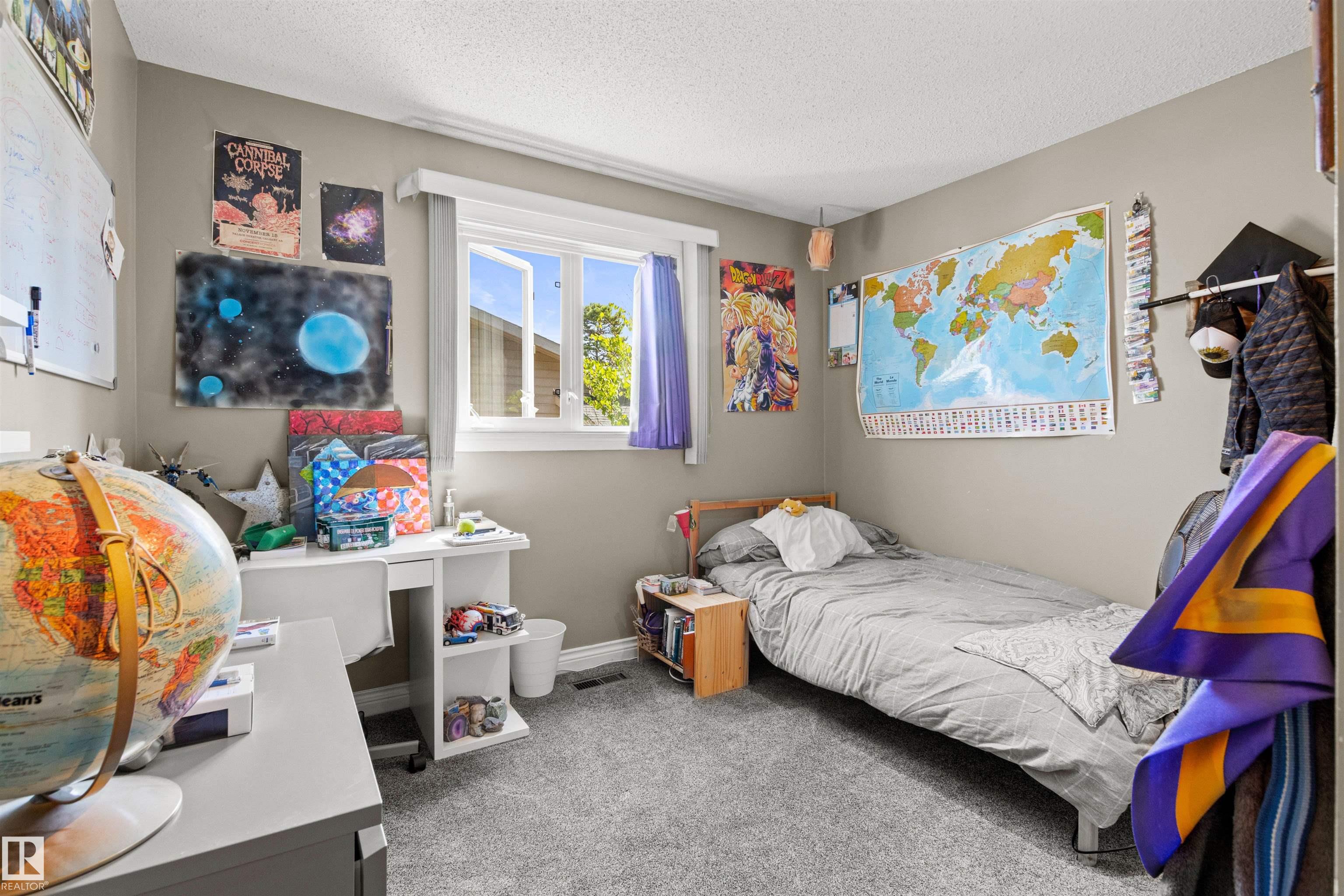 Photo 28 at 12212 151 Avenue NW, Caernarvon, Edmonton