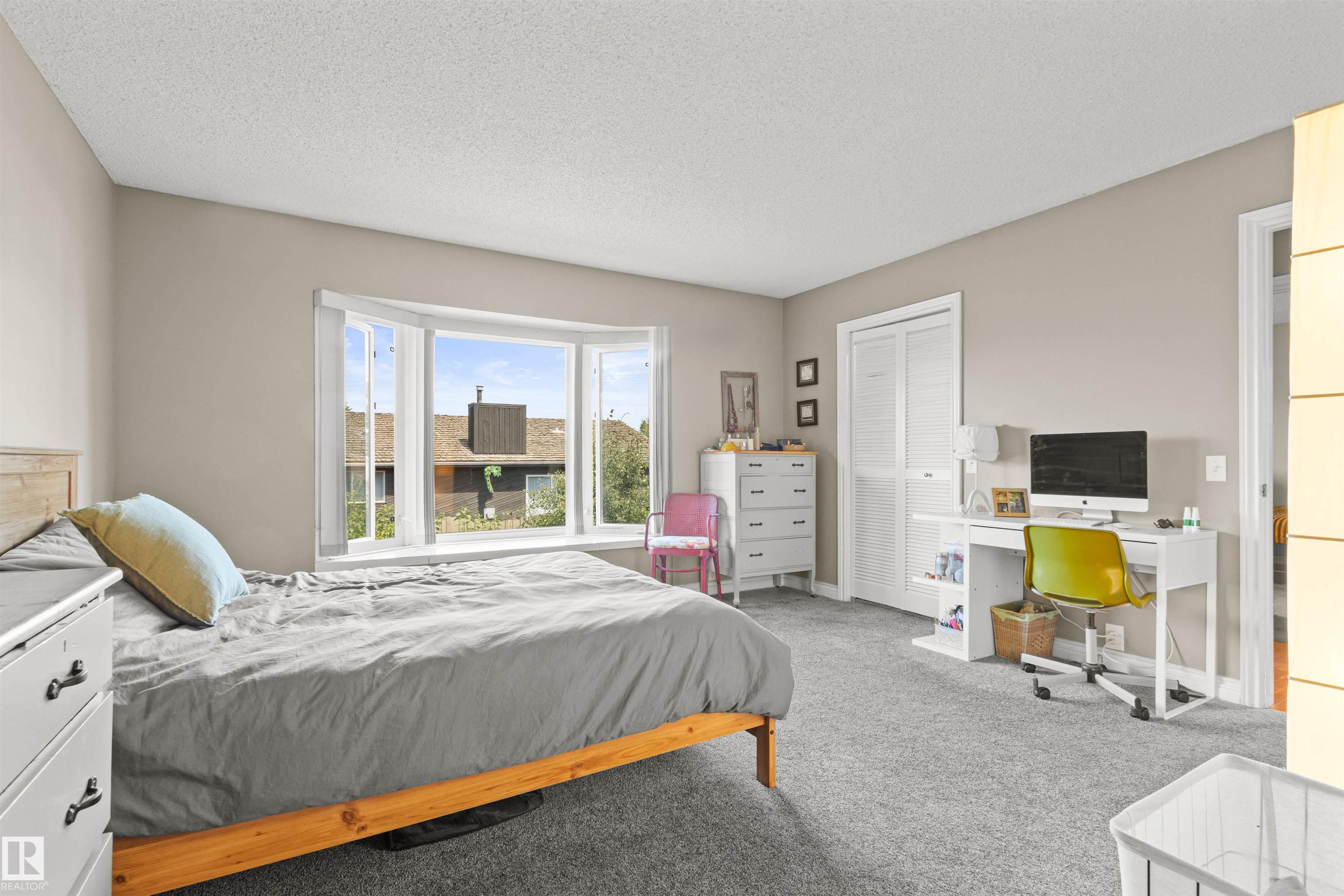 Photo 34 at 12212 151 Avenue NW, Caernarvon, Edmonton