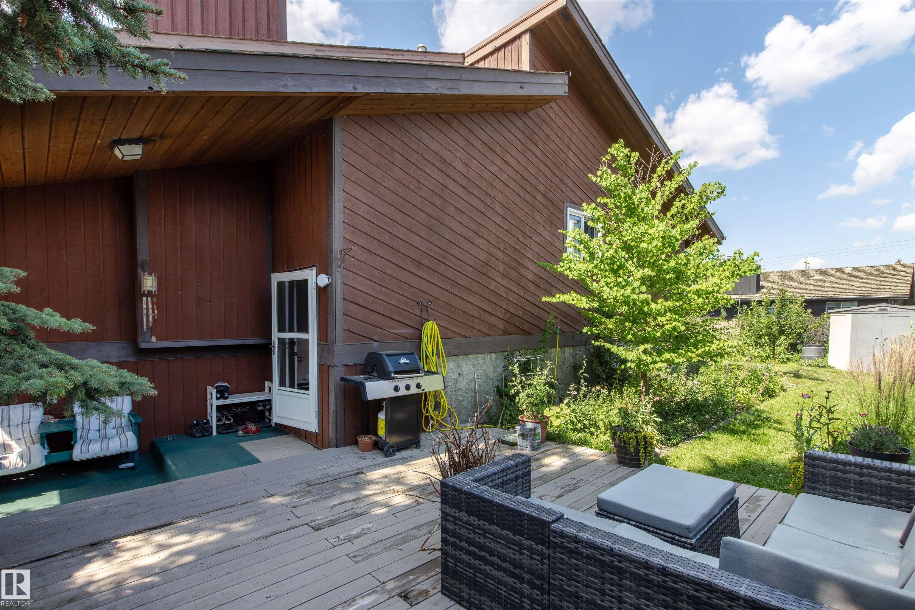 Photo 64 at 12212 151 Avenue NW, Caernarvon, Edmonton