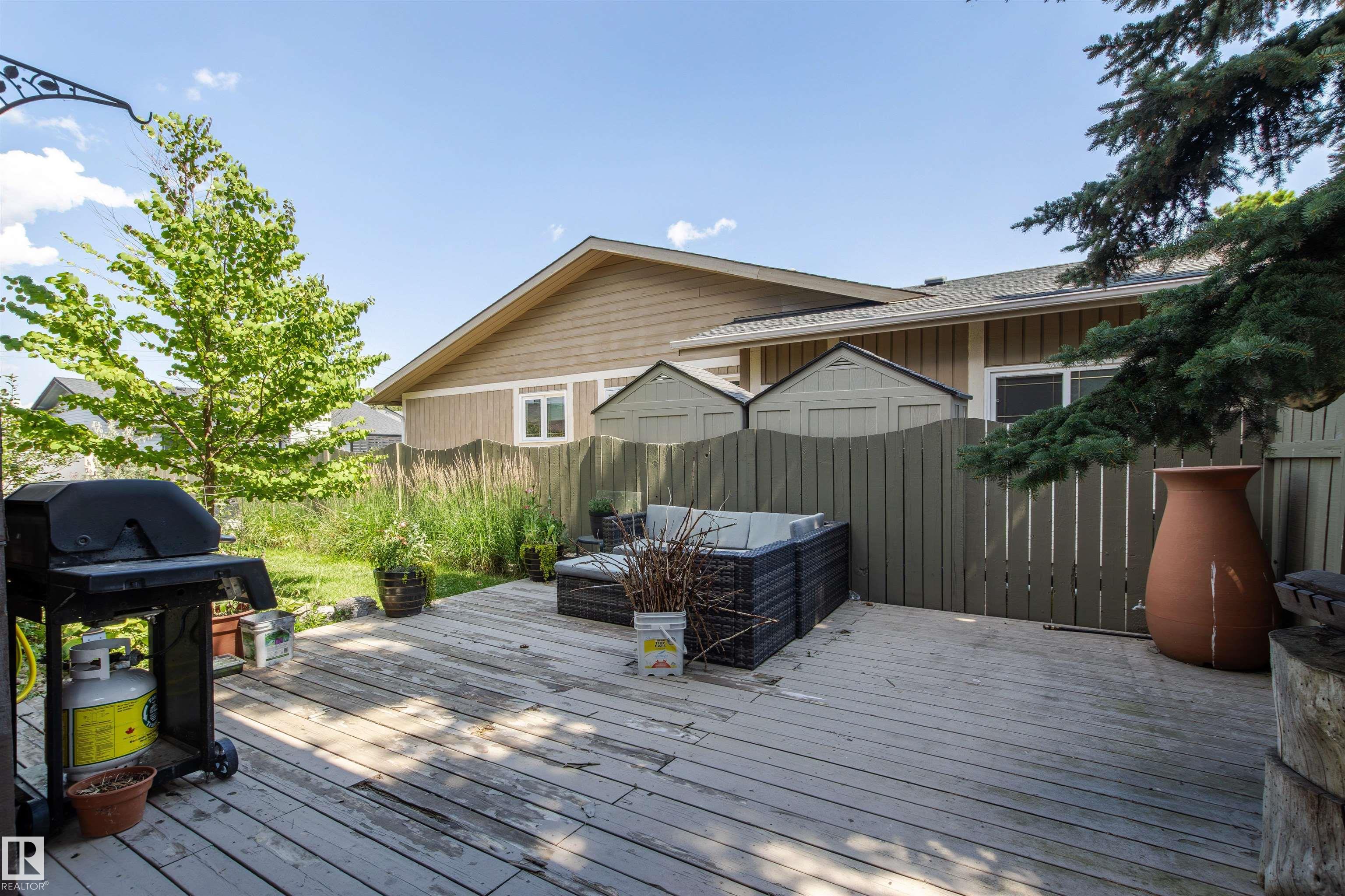 Photo 65 at 12212 151 Avenue NW, Caernarvon, Edmonton