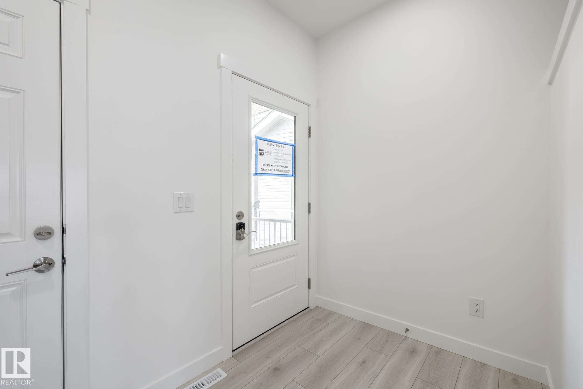 Photo 2 at 8641 97 Avenue, Morinville