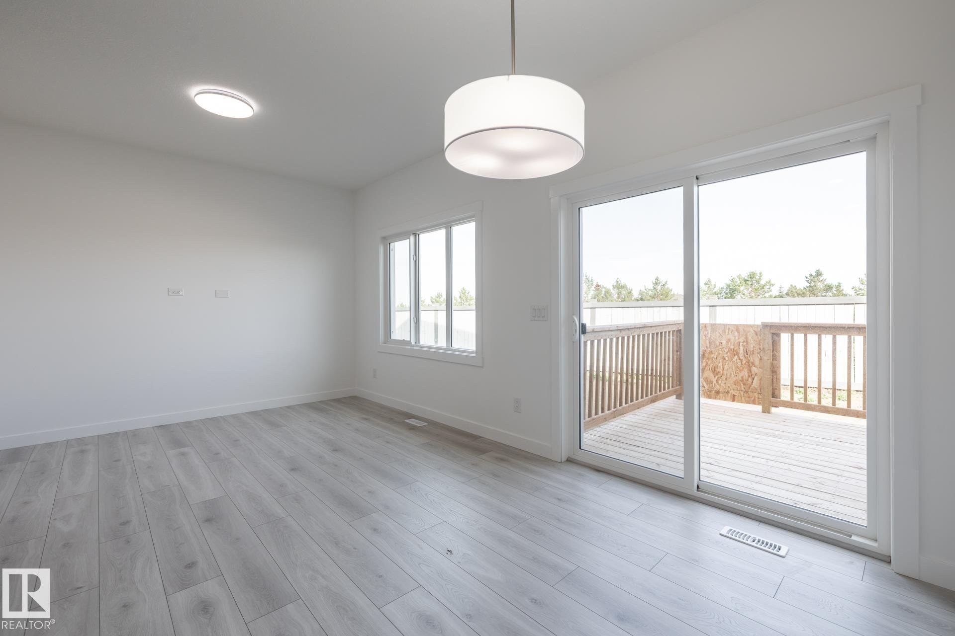 Photo 10 at 8641 97 Avenue, Morinville