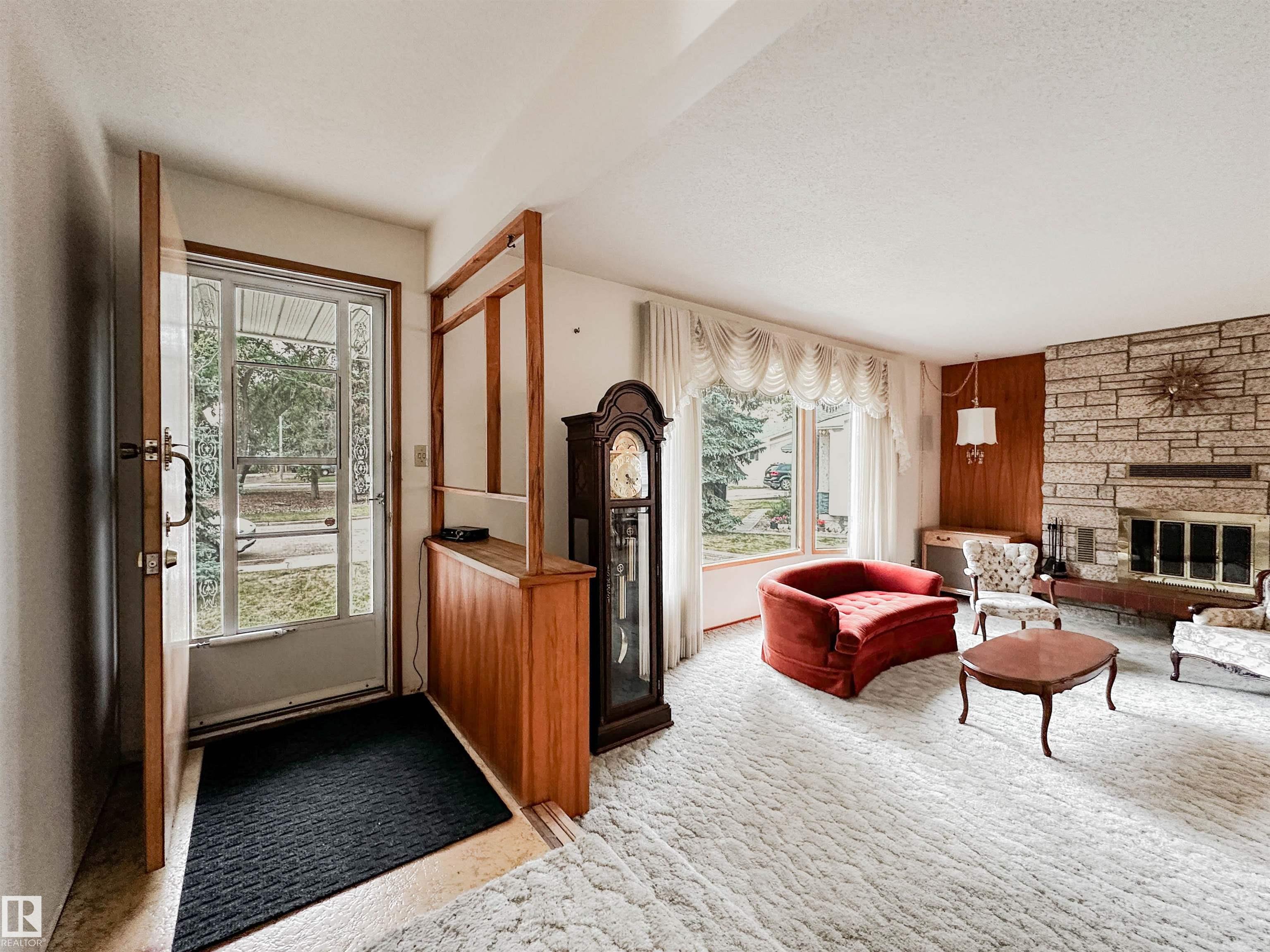 Photo 2 at 107 Andrews Crescent, City Centre, Spruce Grove