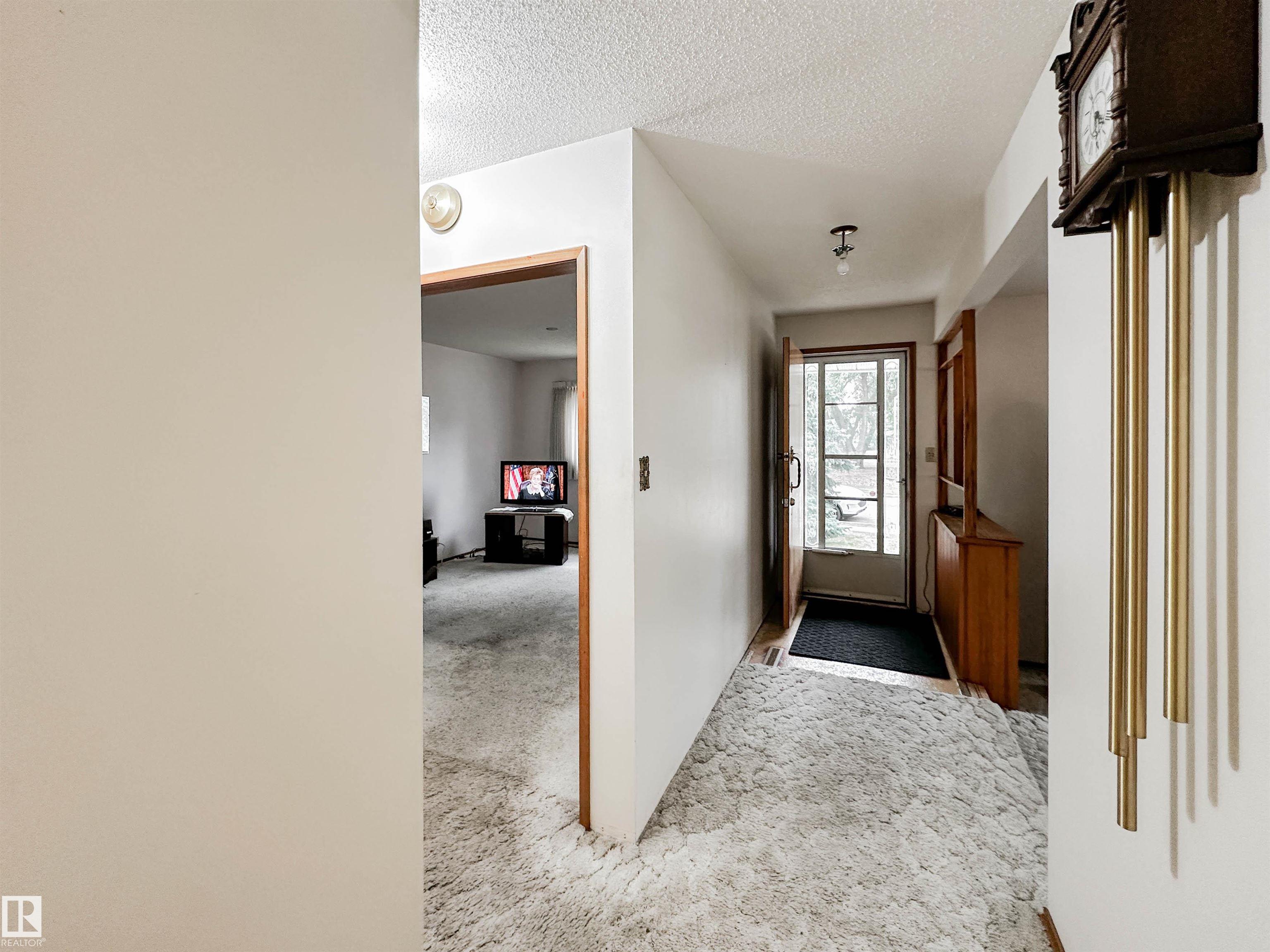 Photo 3 at 107 Andrews Crescent, City Centre, Spruce Grove