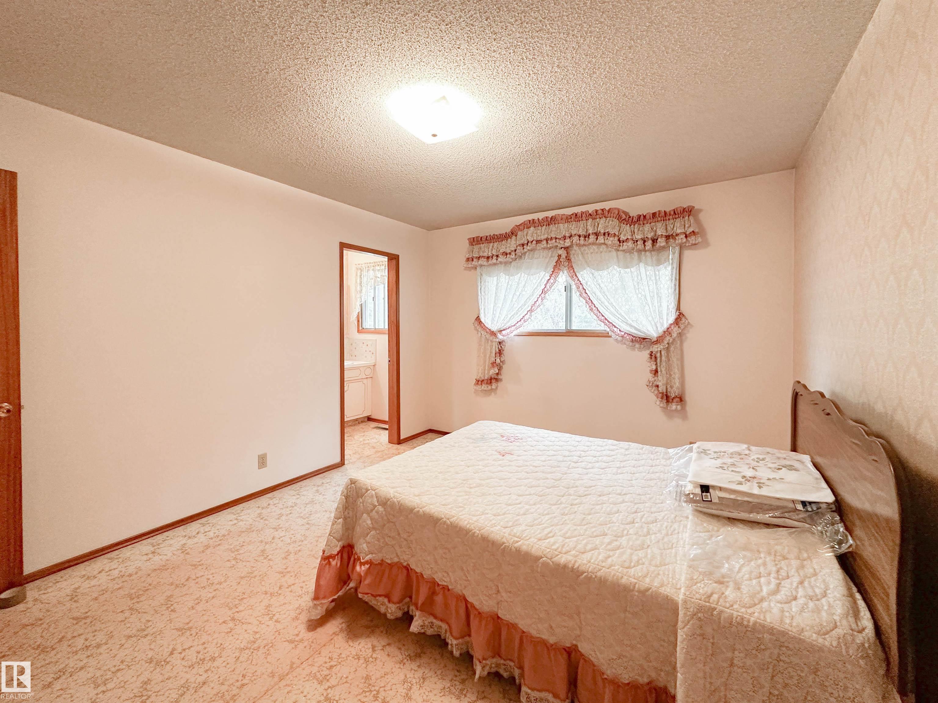 Photo 23 at 107 Andrews Crescent, City Centre, Spruce Grove