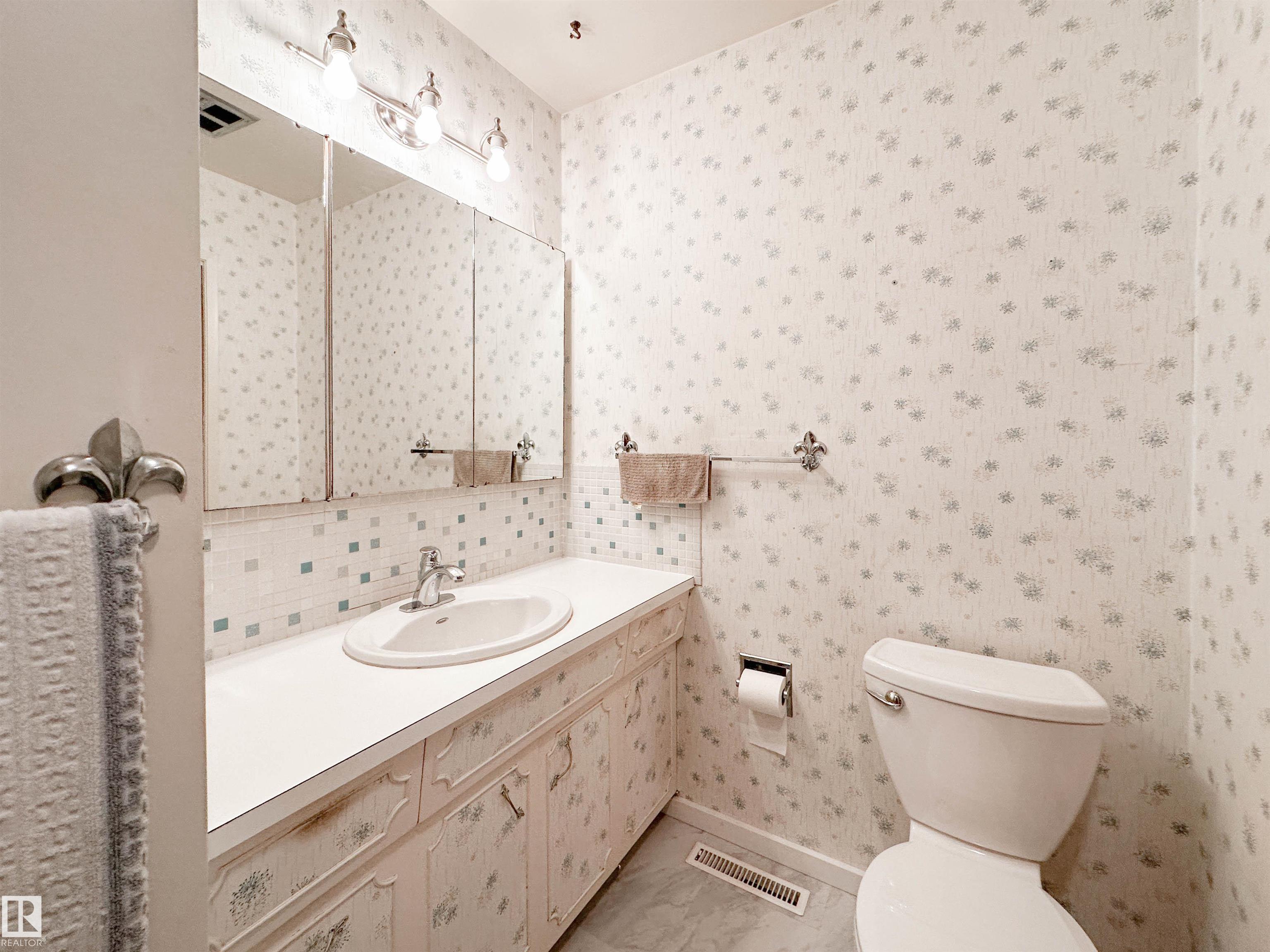 Photo 33 at 107 Andrews Crescent, City Centre, Spruce Grove