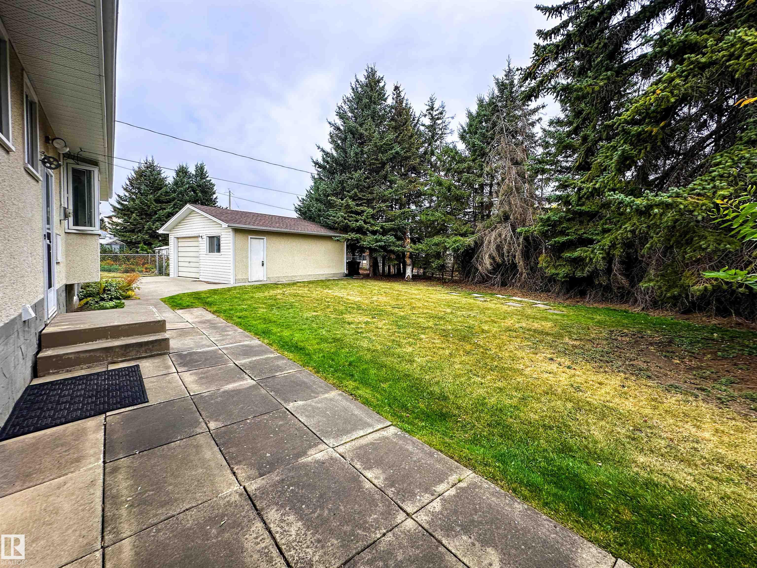 Photo 49 at 107 Andrews Crescent, City Centre, Spruce Grove