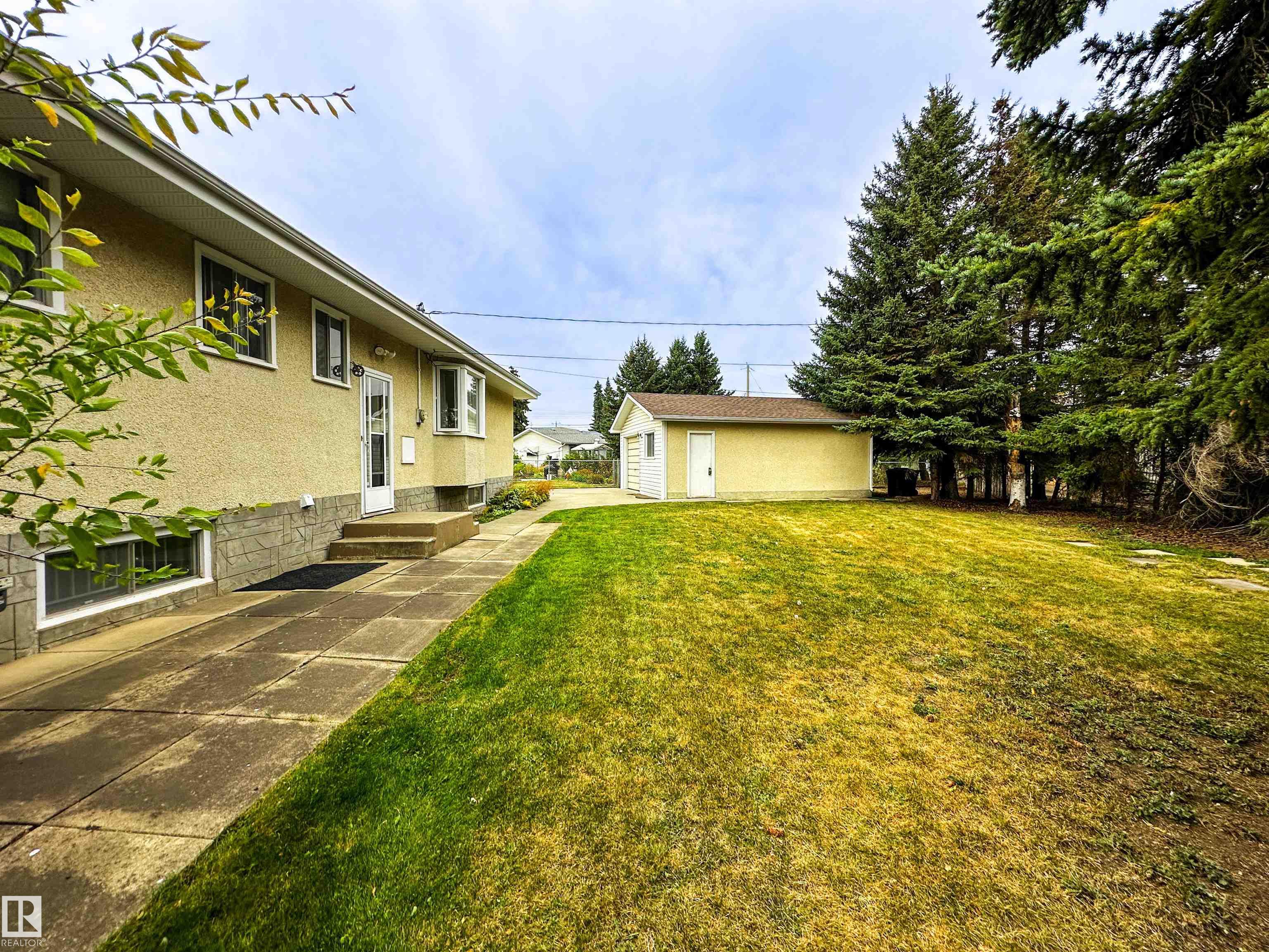 Photo 50 at 107 Andrews Crescent, City Centre, Spruce Grove