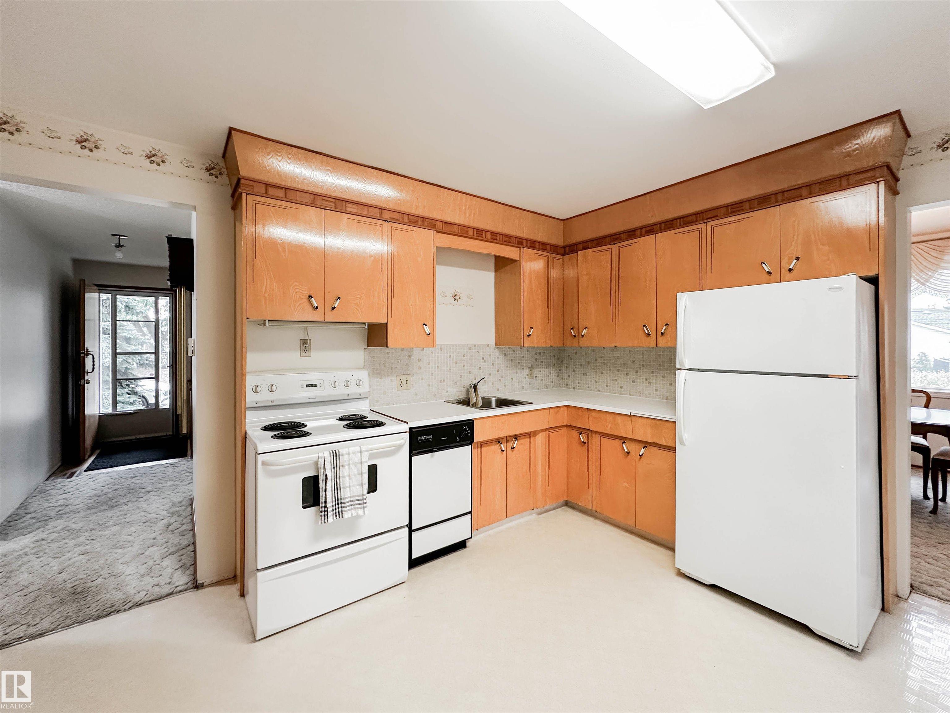 Photo 7 at 107 Andrews Crescent, City Centre, Spruce Grove