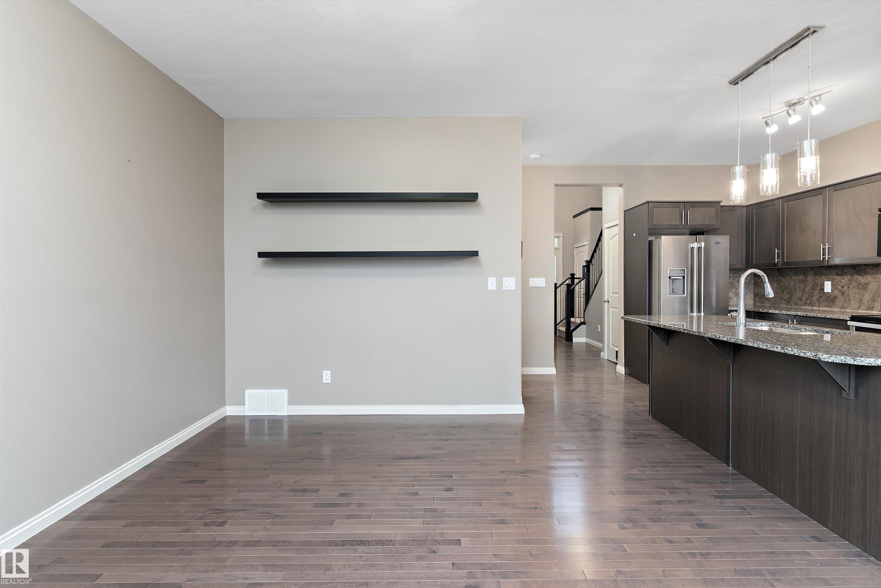 Photo 15 at 39 - 18230 104a Street NW, Elsinore, Edmonton