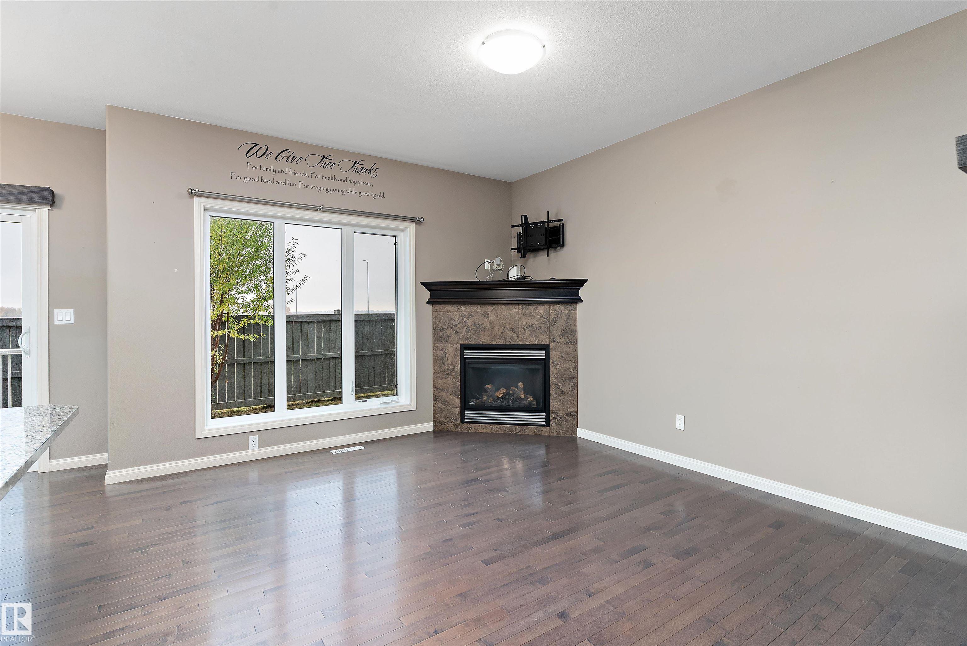 Photo 16 at 39 - 18230 104a Street NW, Elsinore, Edmonton