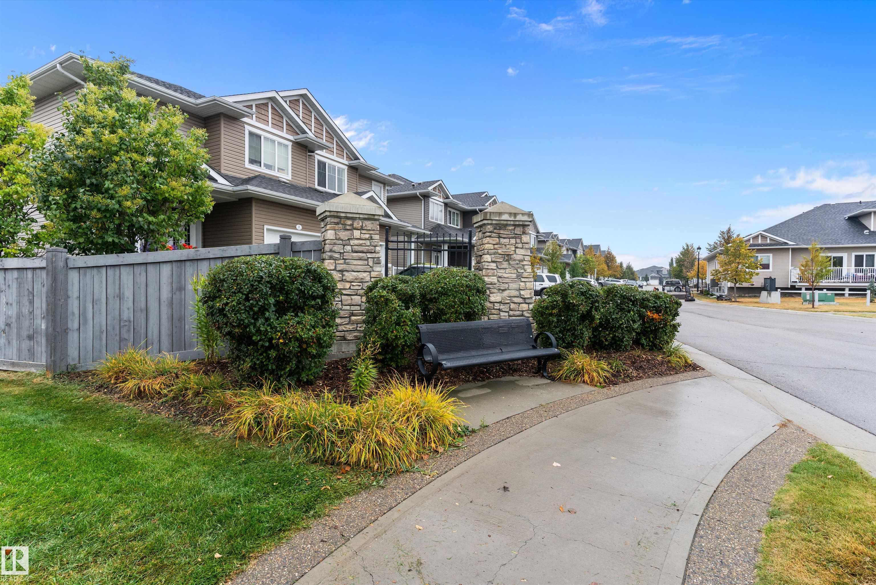 Photo 43 at 39 - 18230 104a Street NW, Elsinore, Edmonton