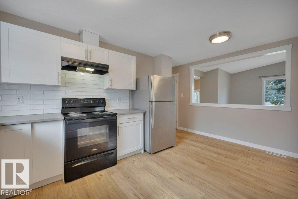 Photo 10 at 7519 150 Avenue NW, Kilkenny, Edmonton
