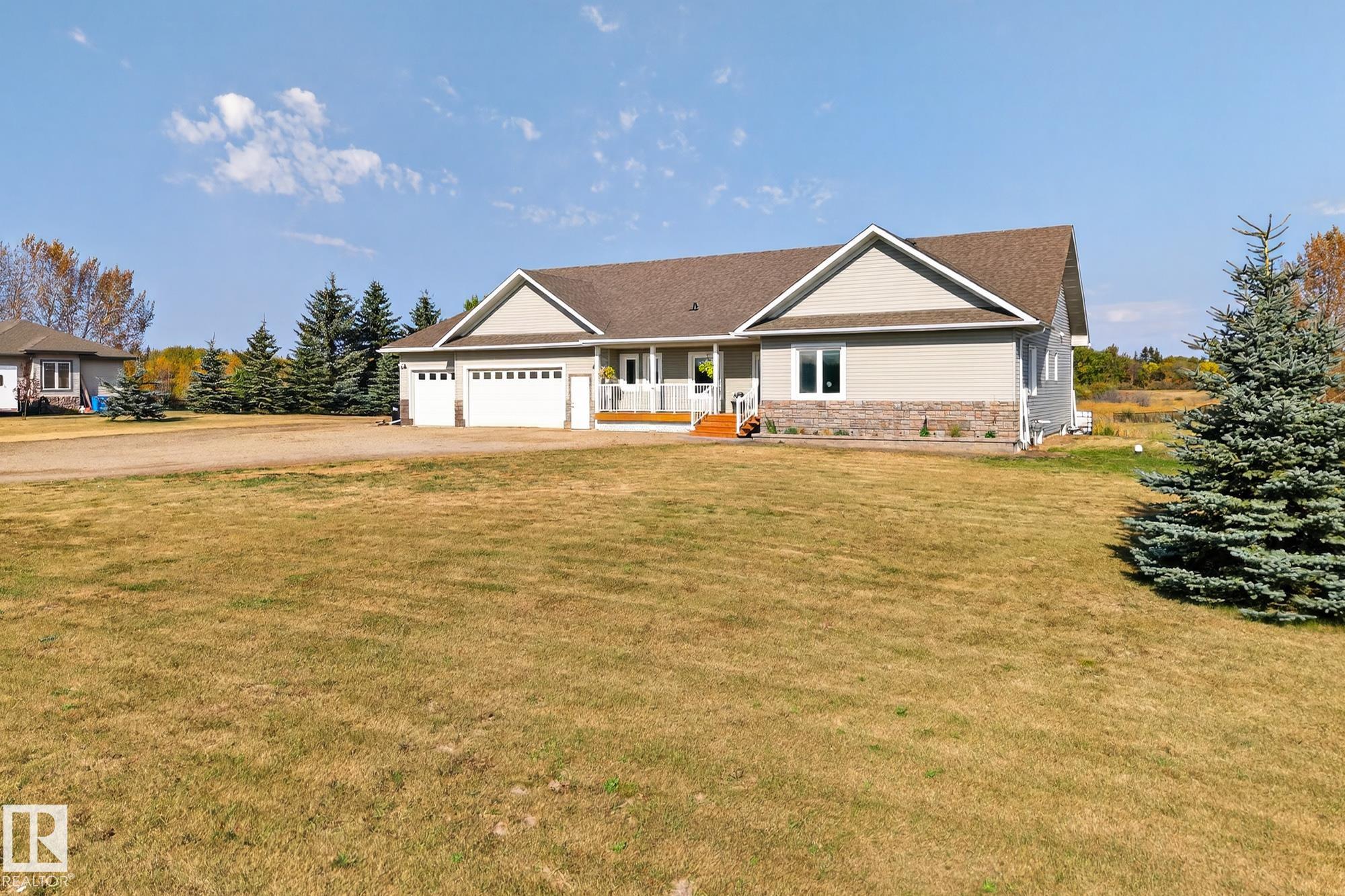 Photo 2 at 470 - 52358 Rge Road 225, Lorrelind Estates, Rural Strathcona County
