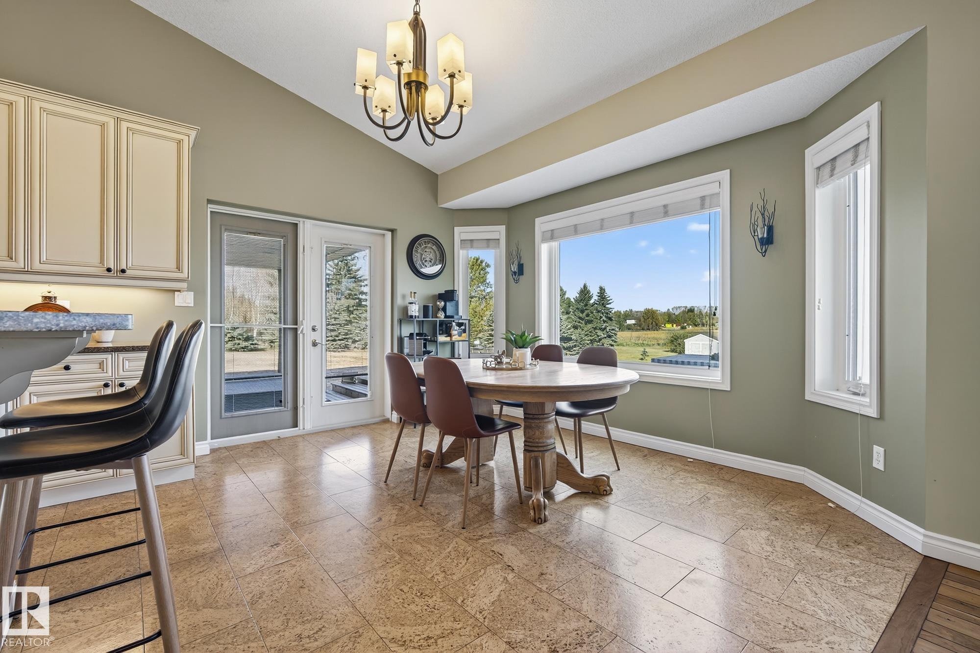 Photo 24 at 470 - 52358 Rge Road 225, Lorrelind Estates, Rural Strathcona County