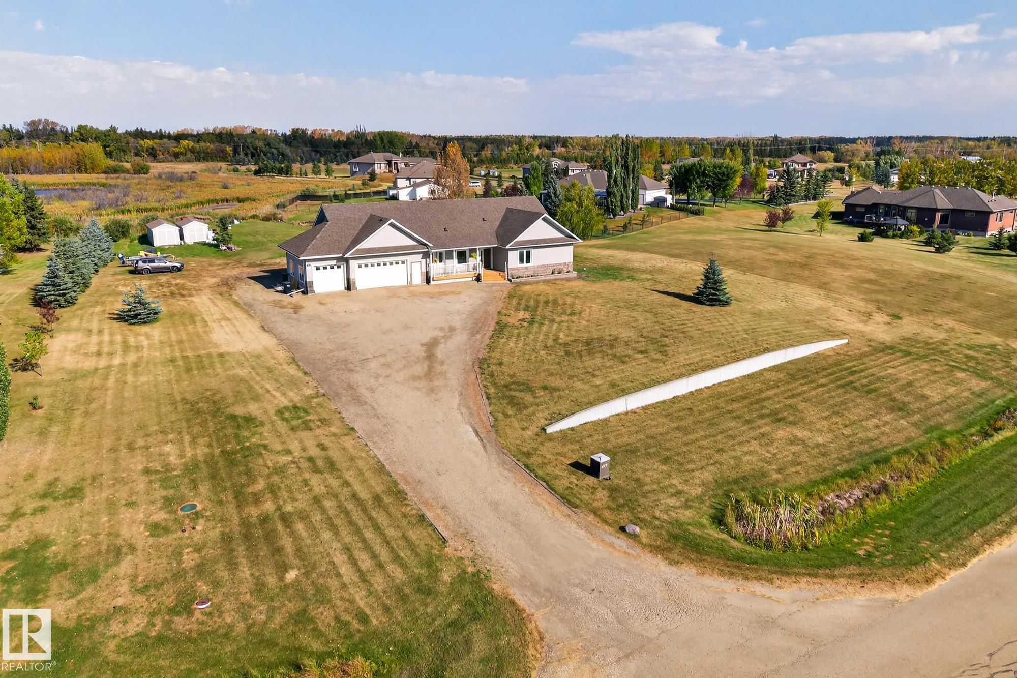 Photo 4 at 470 - 52358 Rge Road 225, Lorrelind Estates, Rural Strathcona County