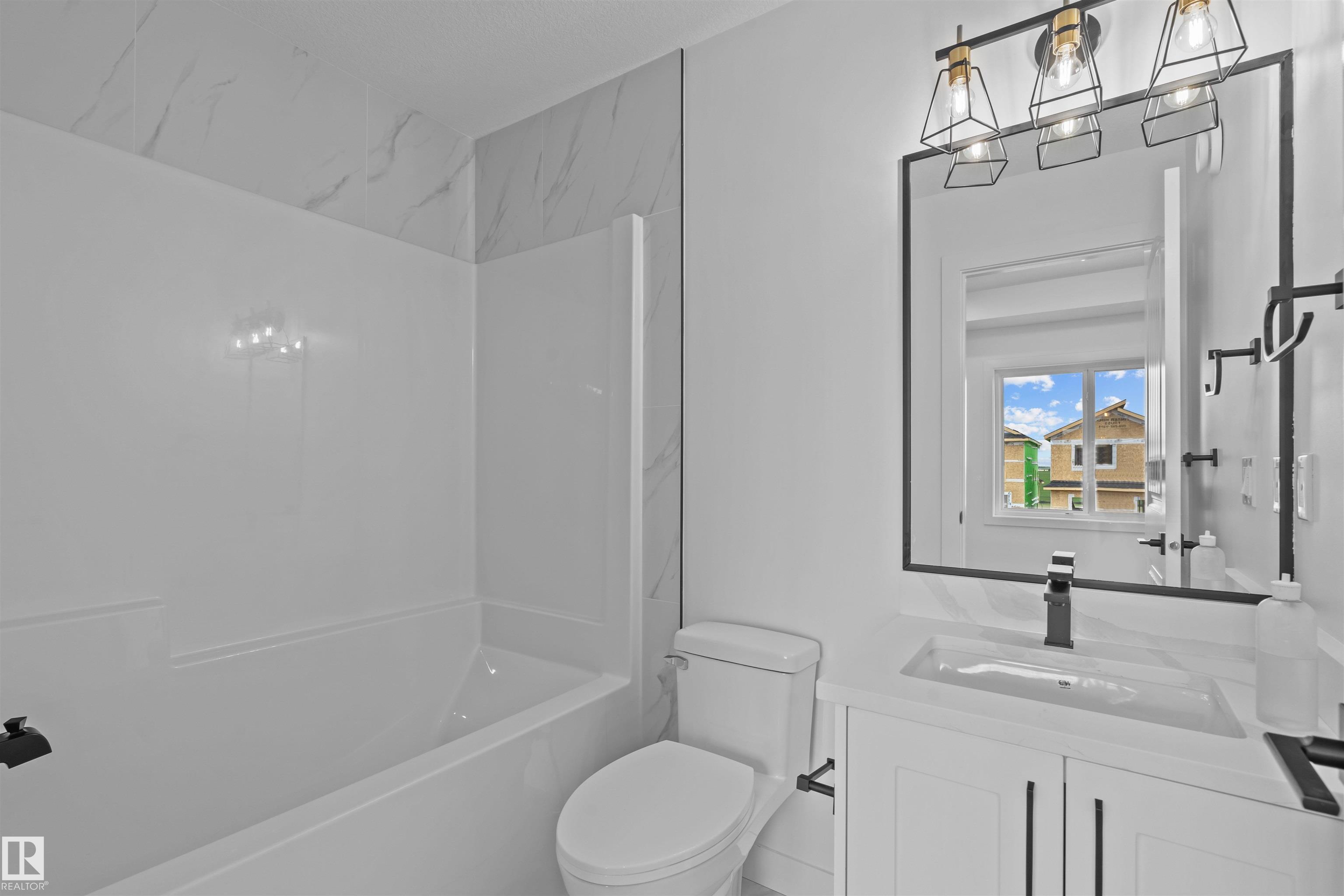 Photo 10 at 9907 107 Avenue, Morinville