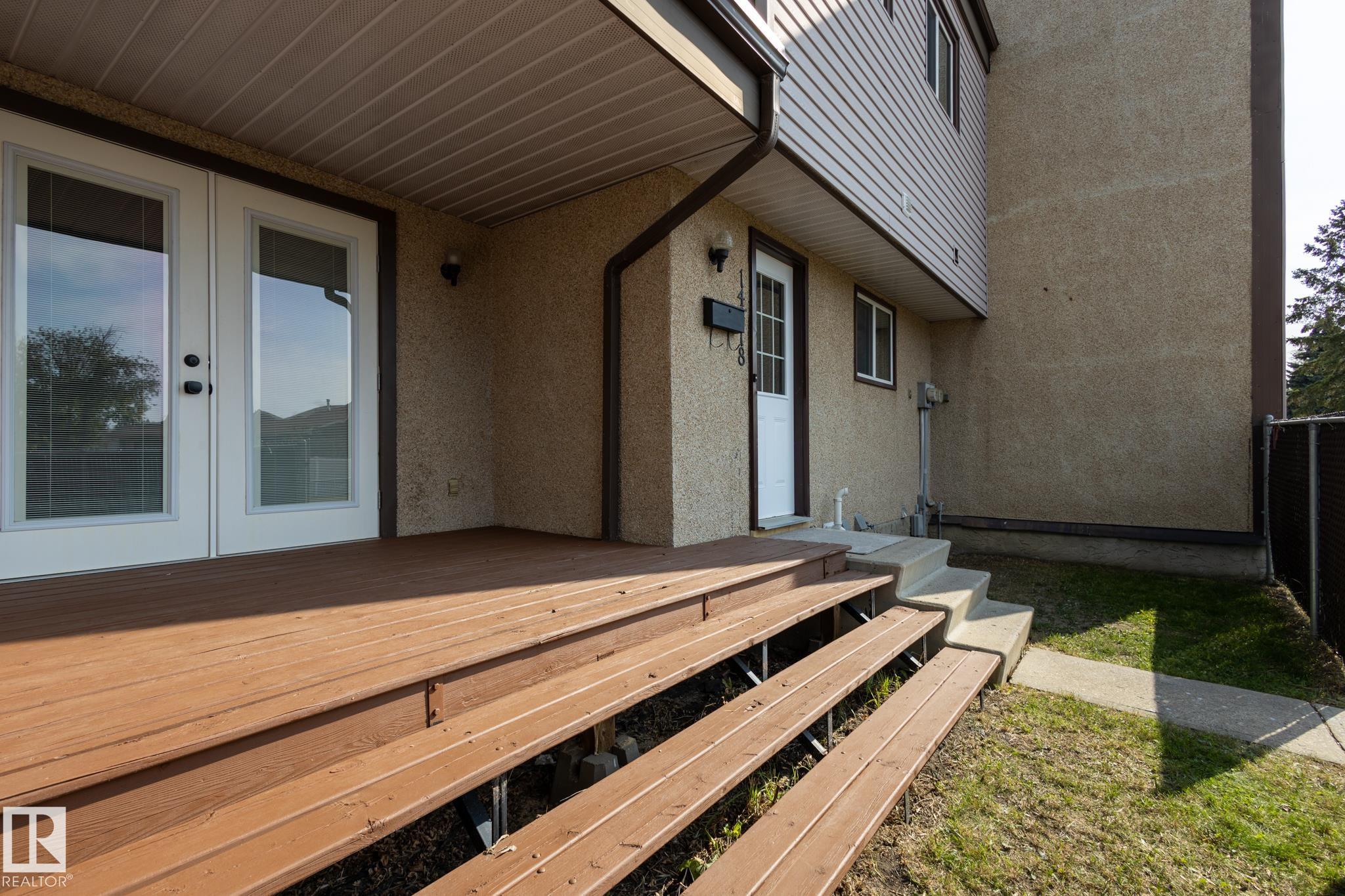 Photo 4 at 14618 25 Street NW, Fraser, Edmonton