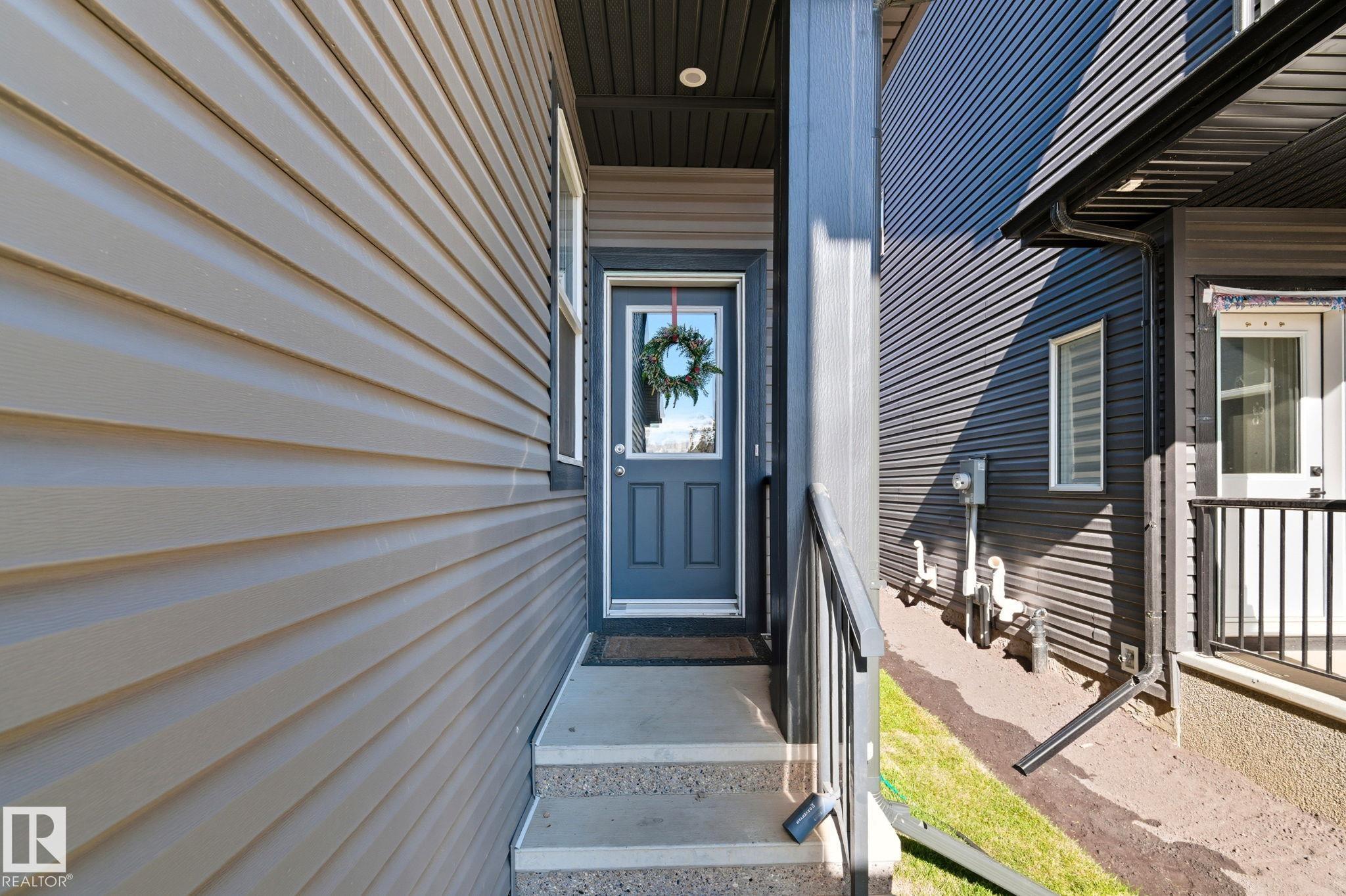 Photo 3 at 22 Kiwyck Link, Fenwyck, Spruce Grove