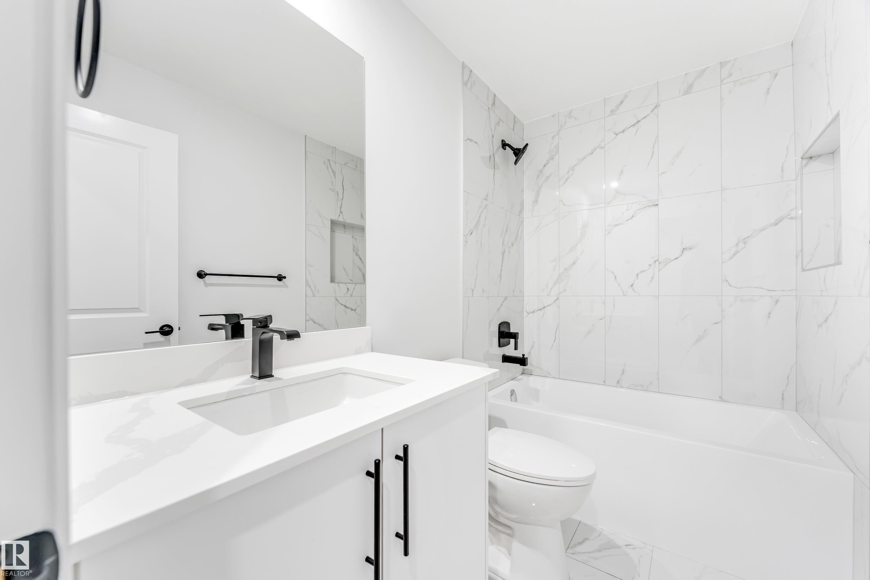 Photo 34 at 8723 181 Avenue NW, Klarvatten, Edmonton