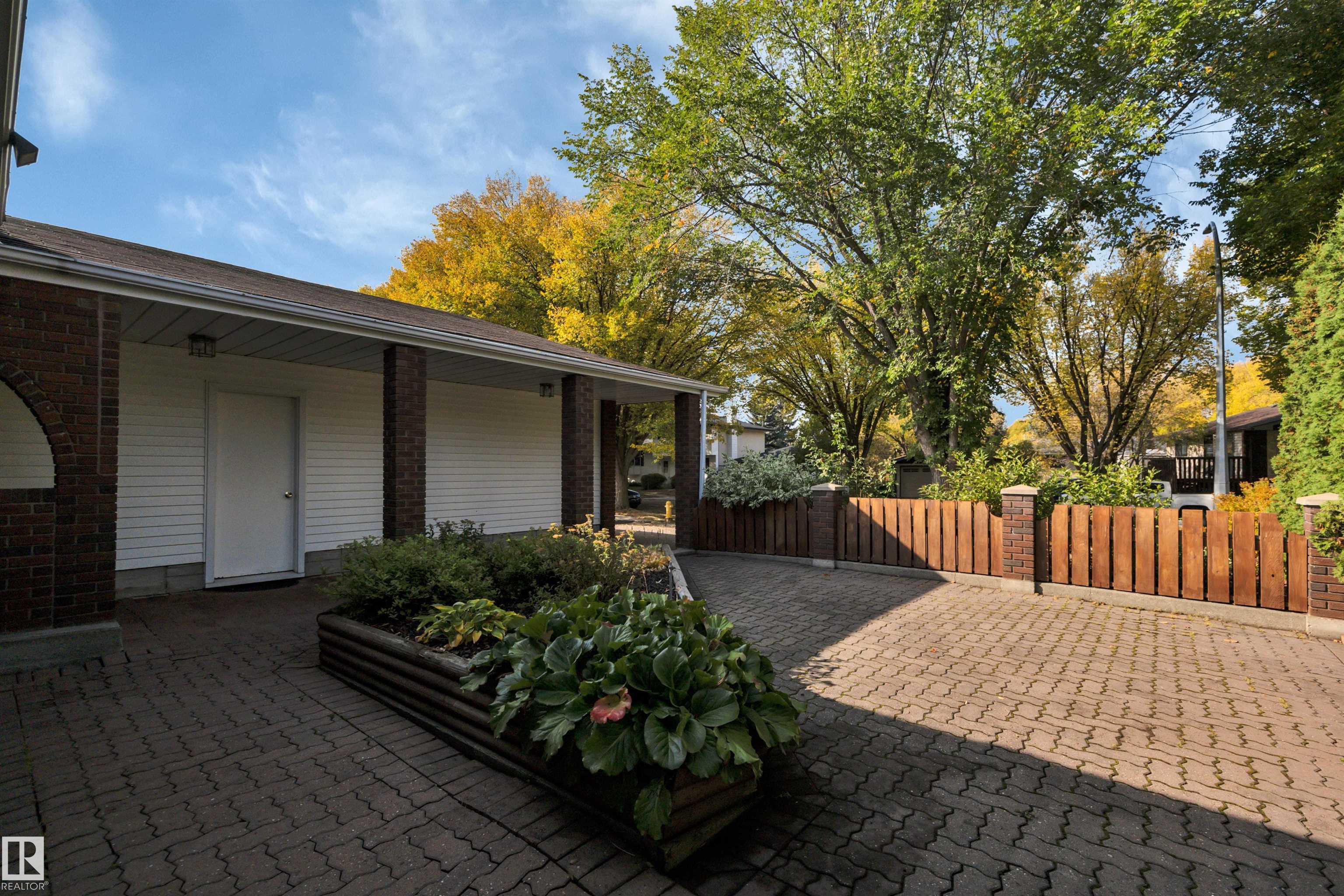 Photo 7 at 56 Fleetwood Crescent, Forest Lawn, St. Albert