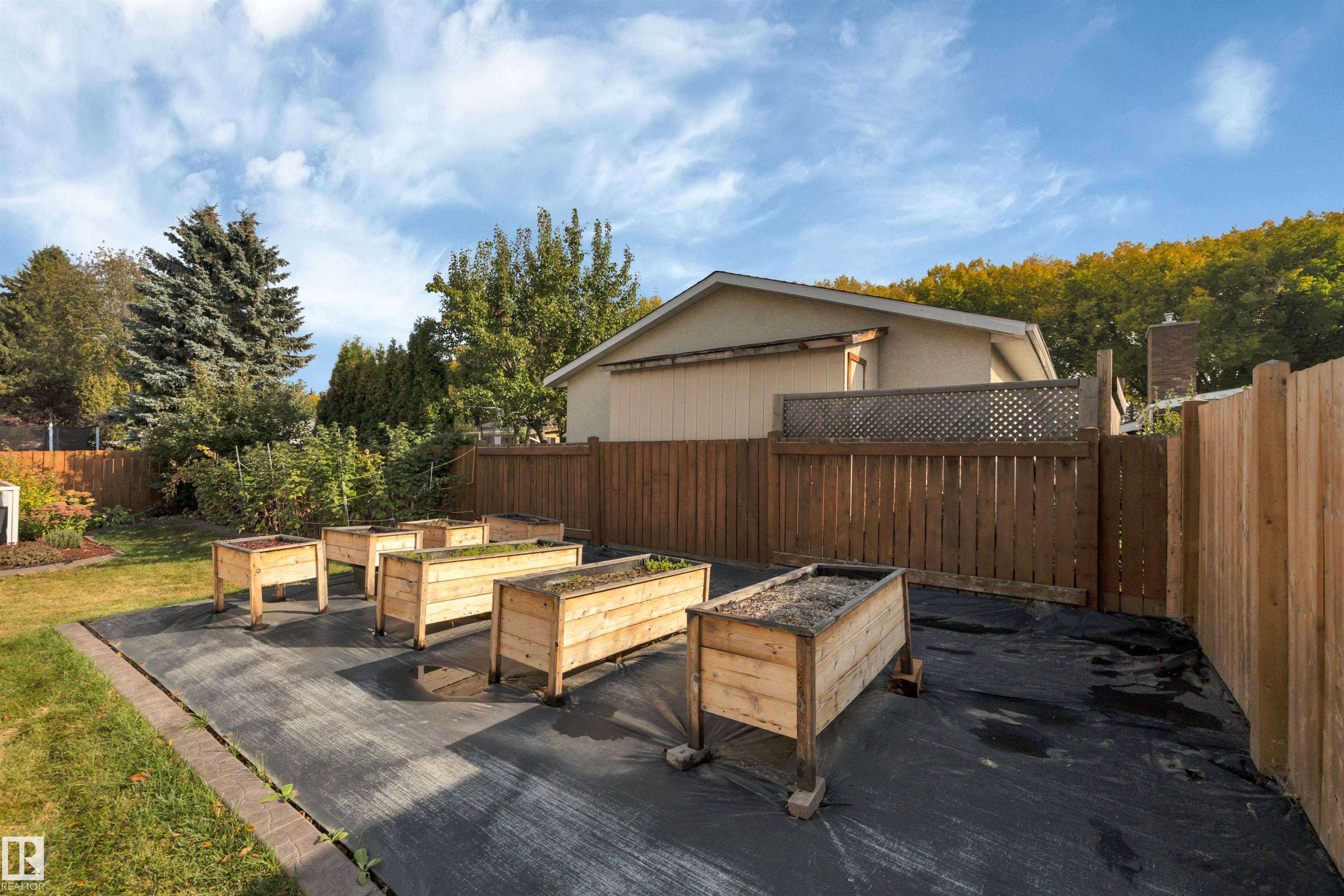 Photo 64 at 56 Fleetwood Crescent, Forest Lawn, St. Albert