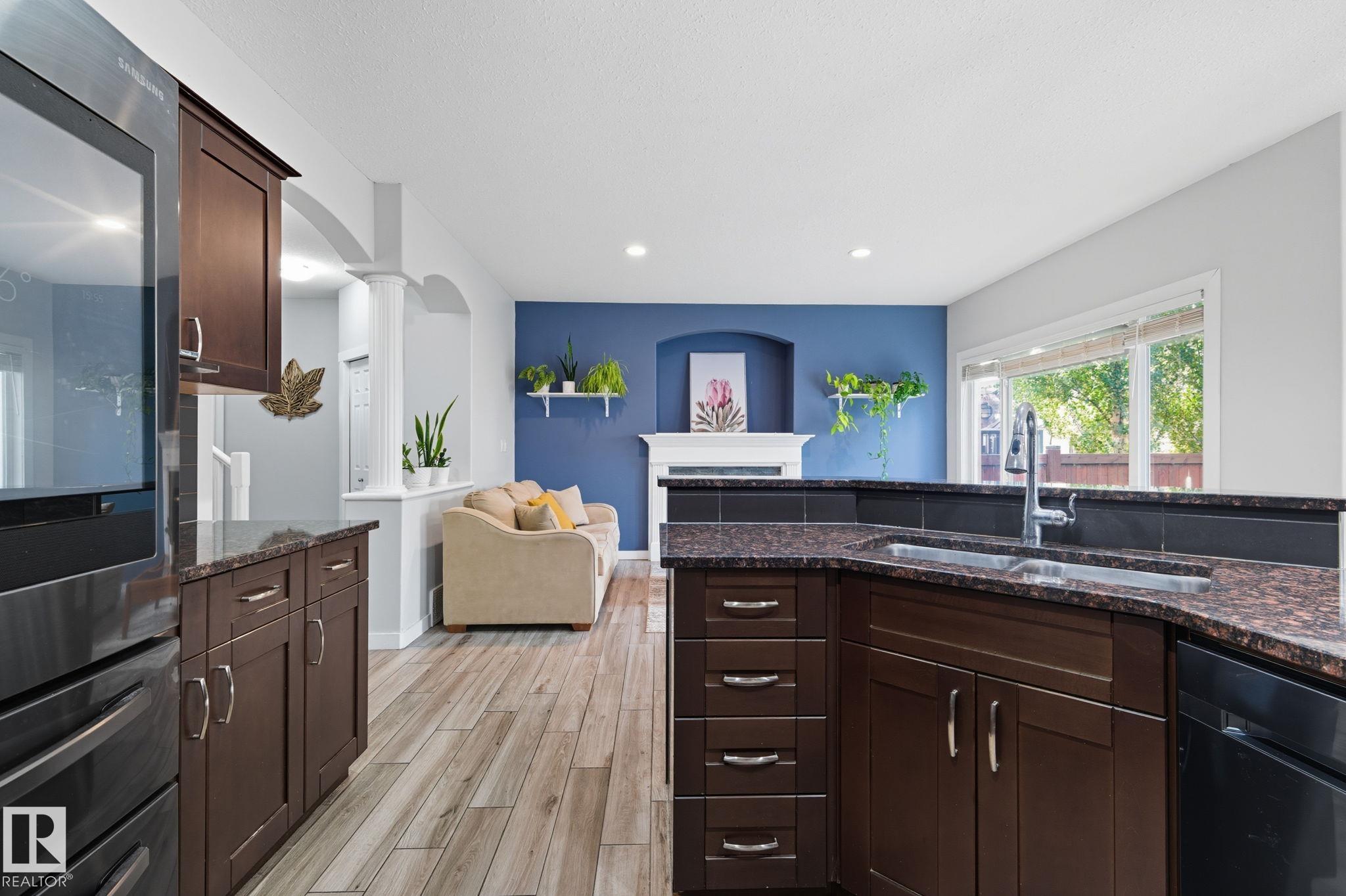 Photo 13 at 4 Brassard Court, Coloniale Estates, Beaumont