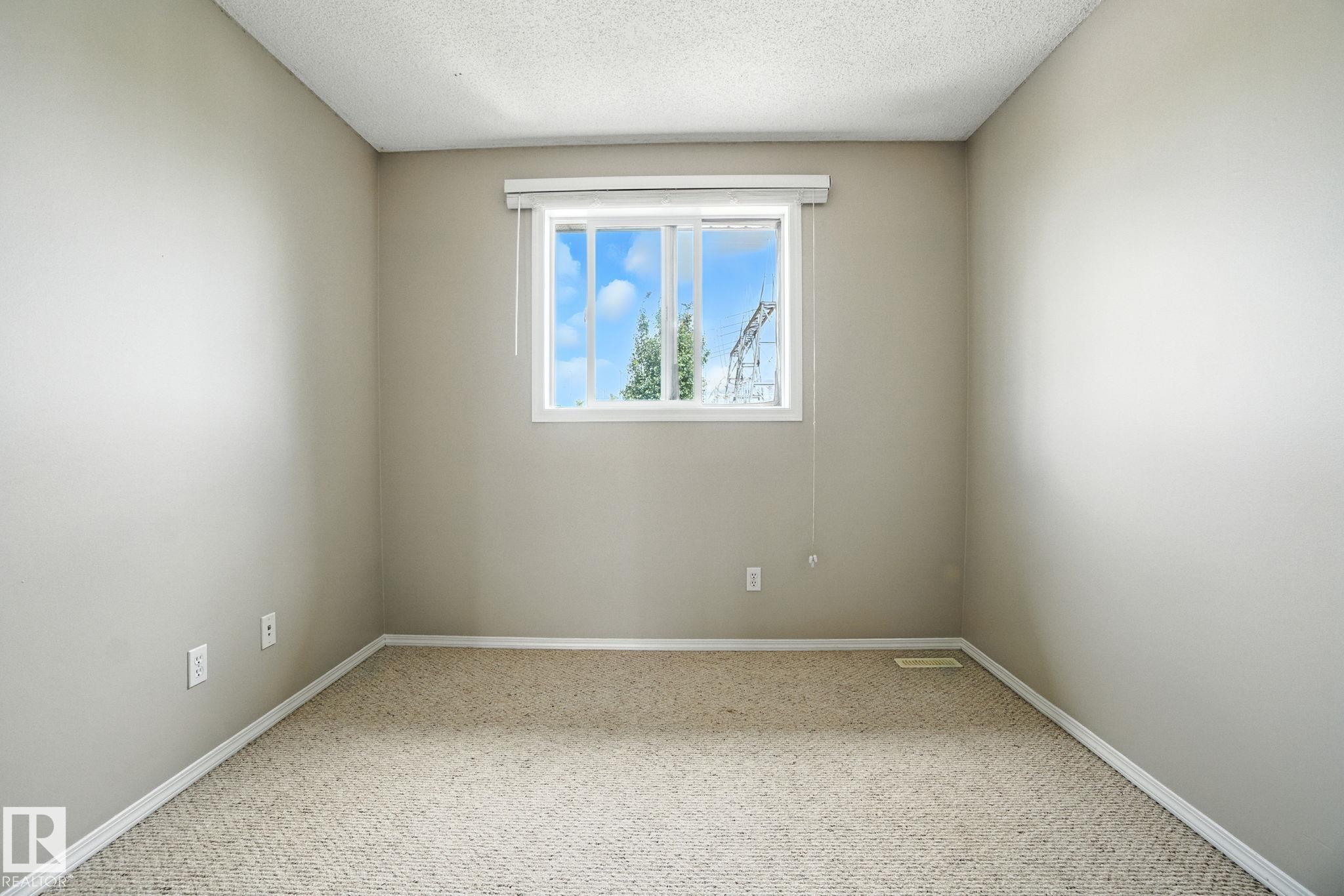 Photo 28 at 8016 2 Avenue SW, Ellerslie, Edmonton