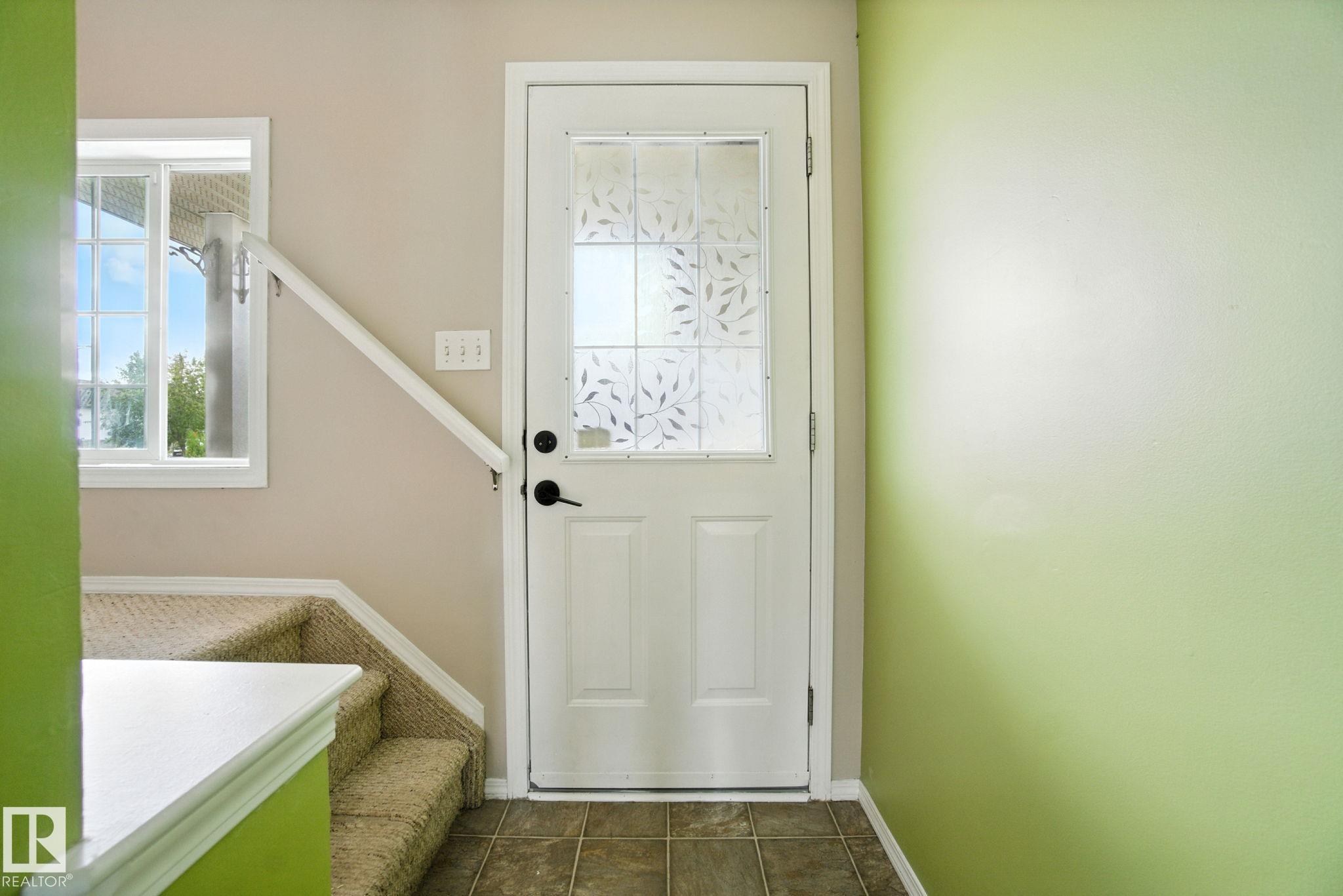 Photo 6 at 8016 2 Avenue SW, Ellerslie, Edmonton
