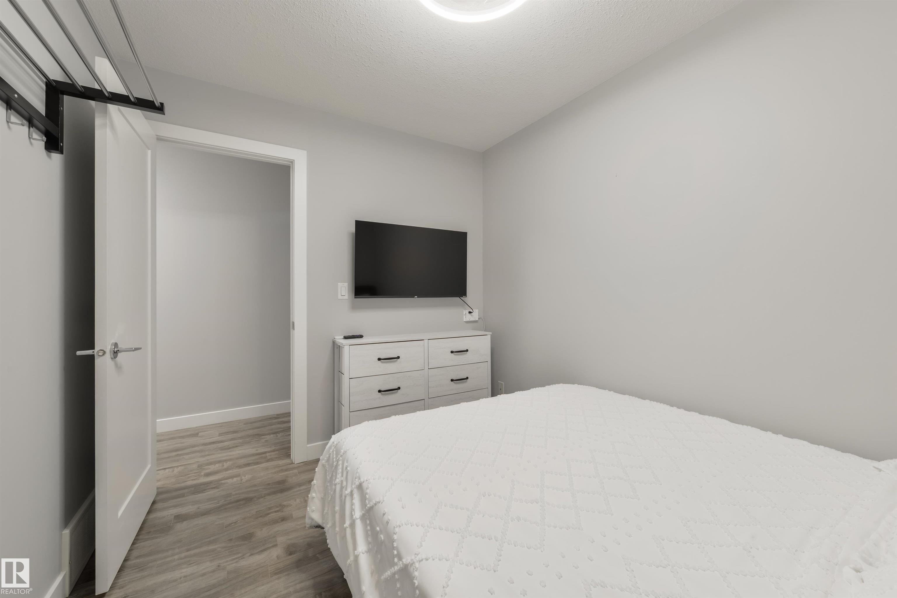 Photo 31 at 10511 154 Street NW, Canora, Edmonton