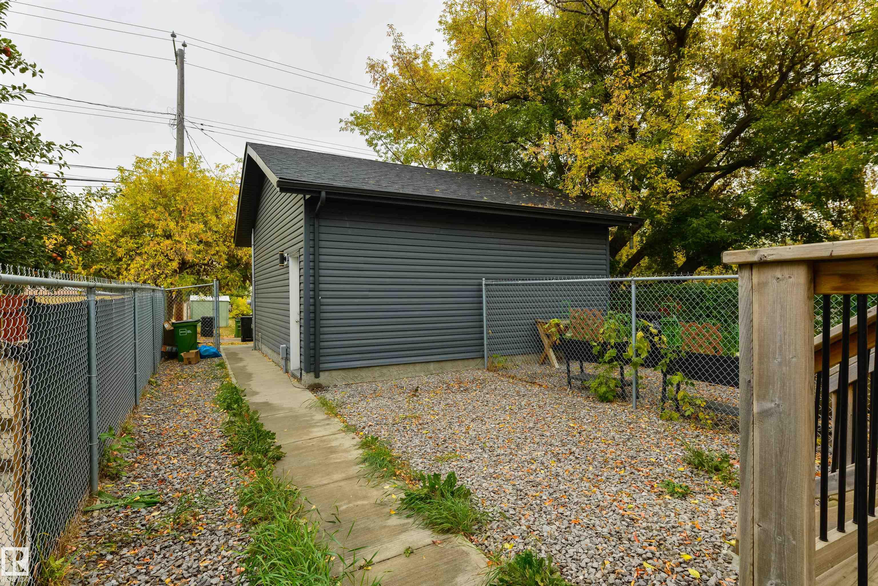 Photo 56 at 10511 154 Street NW, Canora, Edmonton