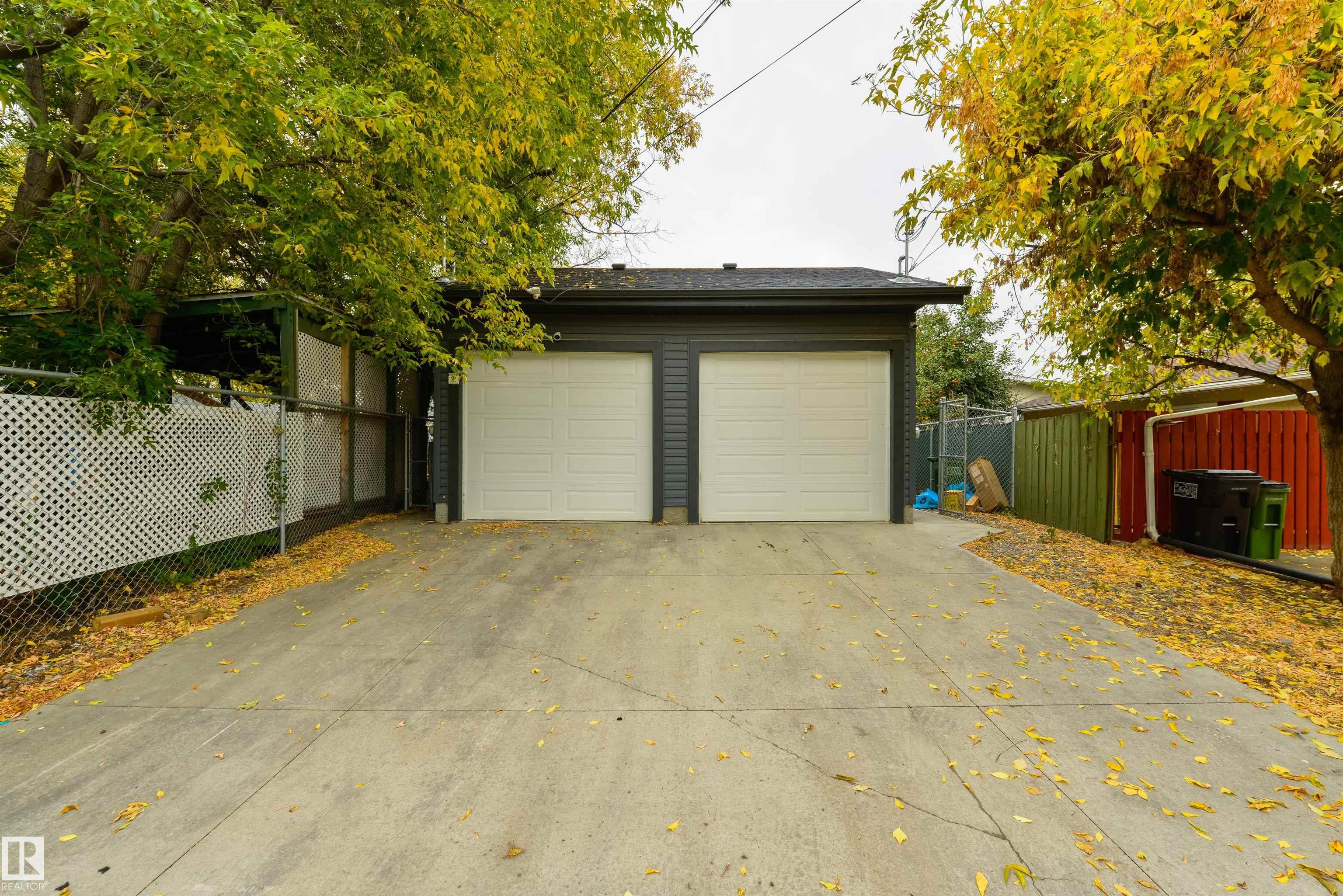 Photo 57 at 10511 154 Street NW, Canora, Edmonton